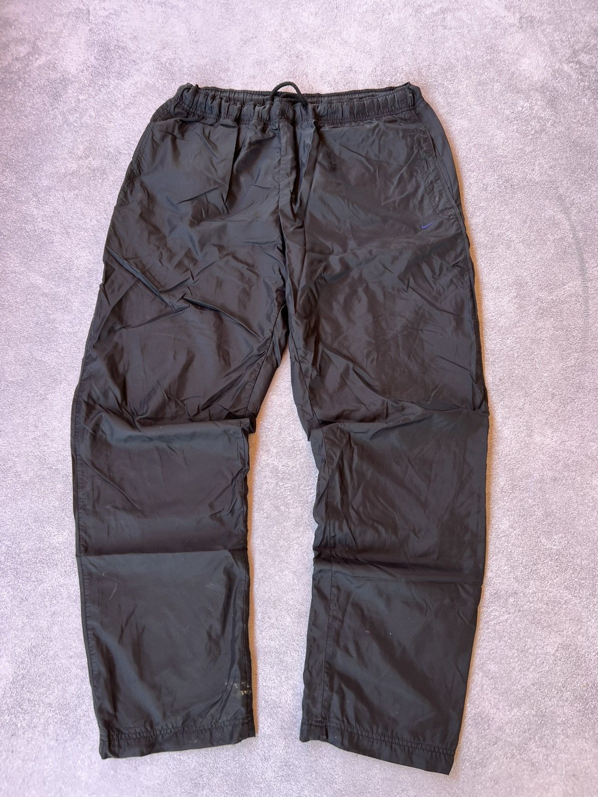 Nike 🔥 Nike Vintage Black Nylon Y2K Track Hype Pants – Size L Size US 32 / EU 48 - 2 Thumbnail