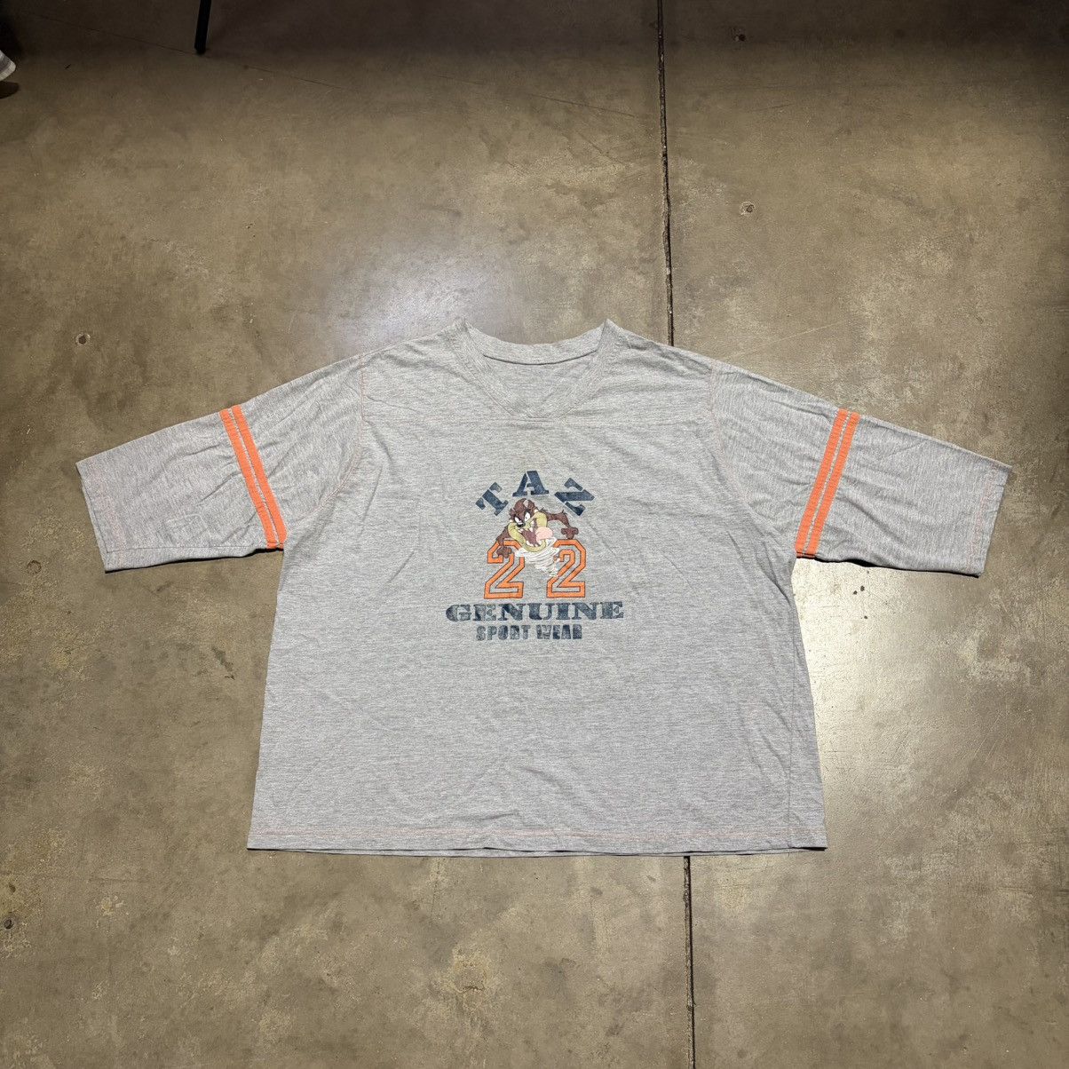 Warner Bros Vintage Warner Bros Taz Football T shirt Jersey Boxy 90s Size US XXL / EU 58 / 5 - 1 Thumbnail