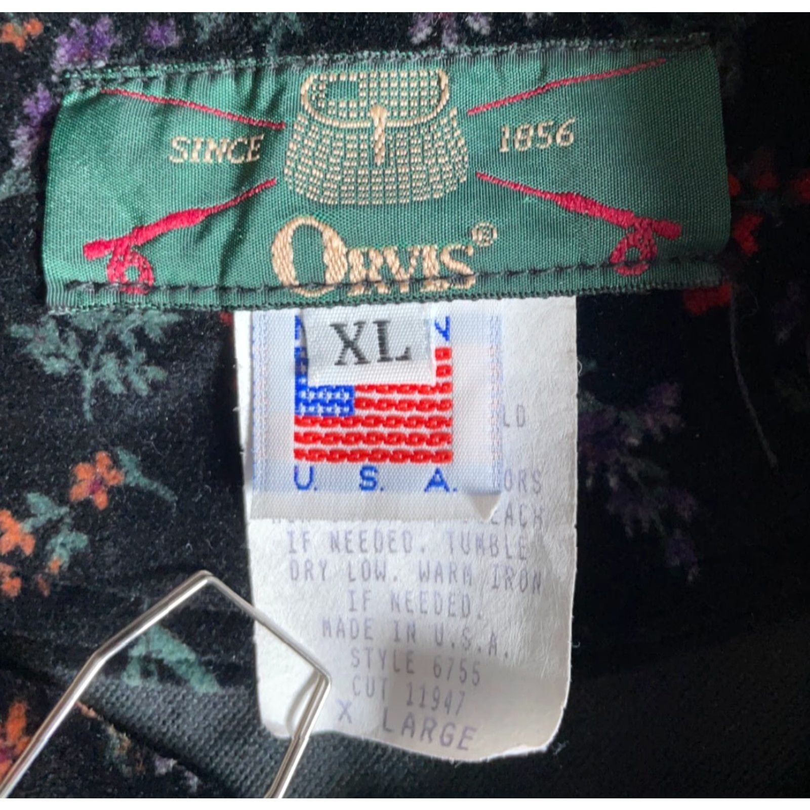 Orvis VINTAGE Orvis Velour Jacket Women's XL Black Floral Pattern USA Made Flowers Size XL / US 12-14 / IT 48-50 - 3 Thumbnail