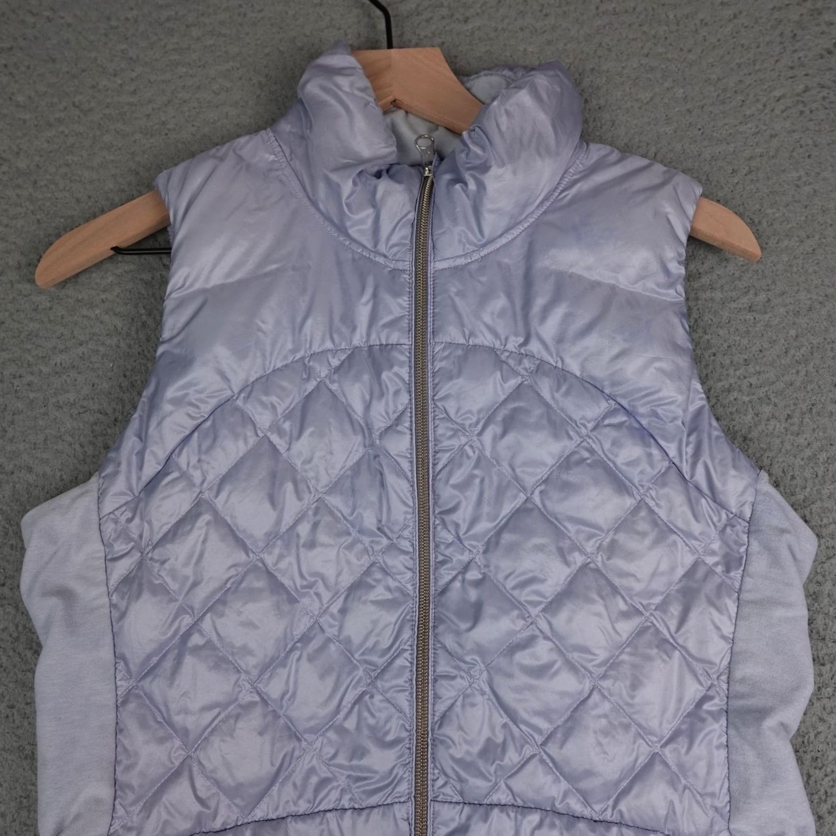Lululemon Lululemon Vest 6 Purple Lightweight Quilted Puffer Full Zip Outdoor Womens Size M / US 6-8 / IT 42-44 - 2 Thumbnail