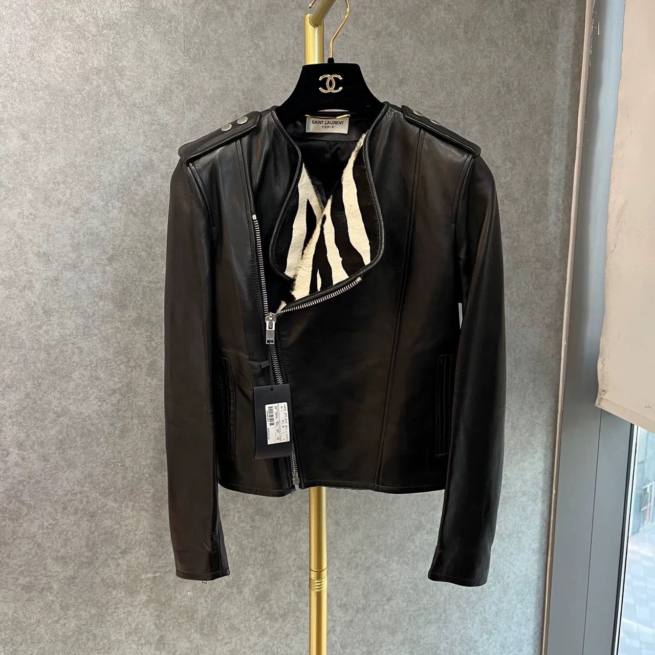Saint Laurent Paris Saint Laurent Black Leather Jacket Size XS / US 0-2 / IT 36-38 - 1 Thumbnail