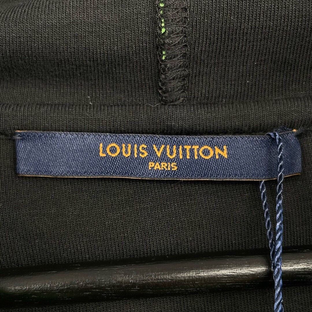Louis Vuitton Louis Vuitton lv black and green flocked full logo runway h Size US XL / EU 56 / 4 - 3 Thumbnail