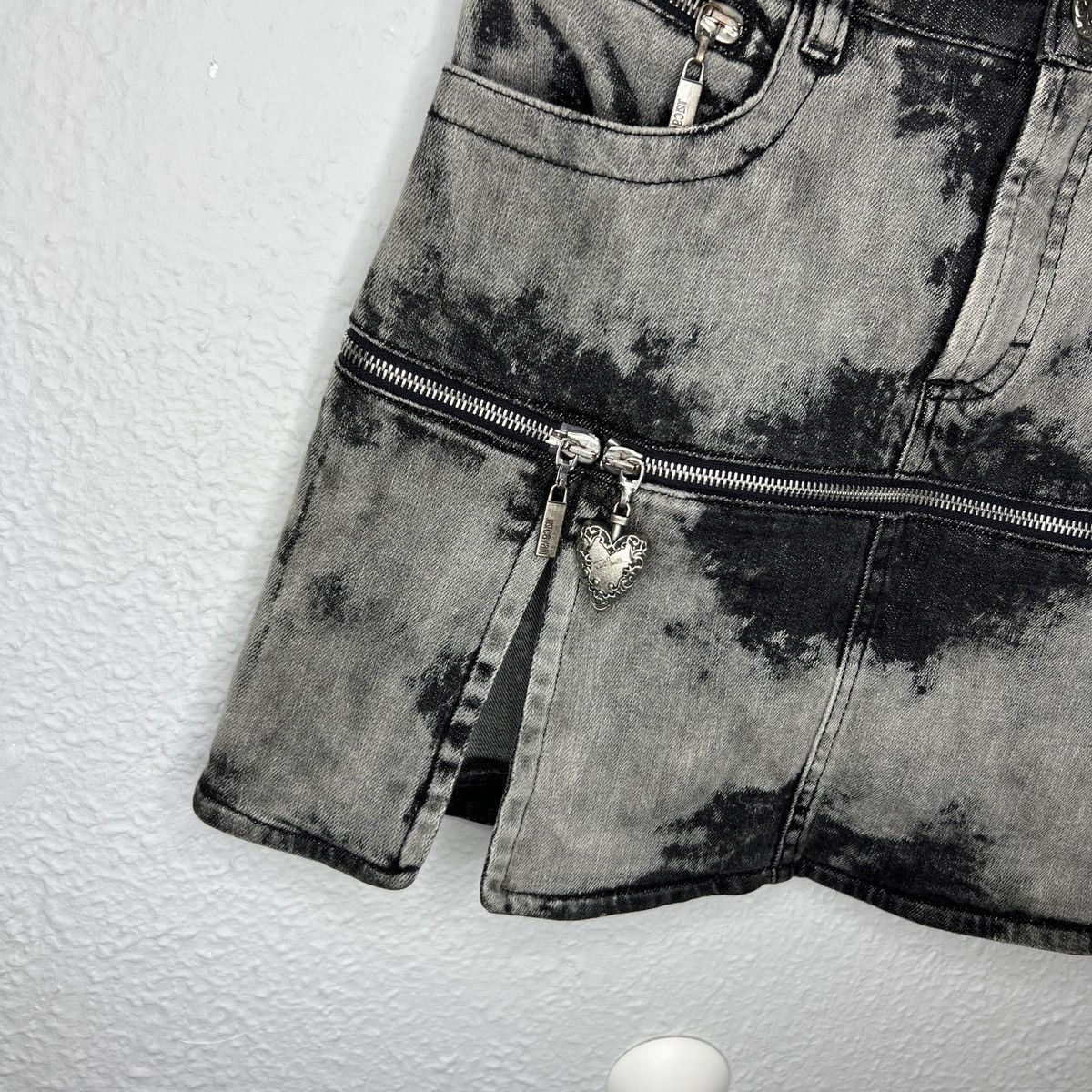 Just Cavalli × Roberto Cavalli × Vintage Just Cavalli Mini Skirt Painted Grey Vintage Zip Retro Y2K Size 28" / US 6 / IT 42 - 2 Thumbnail