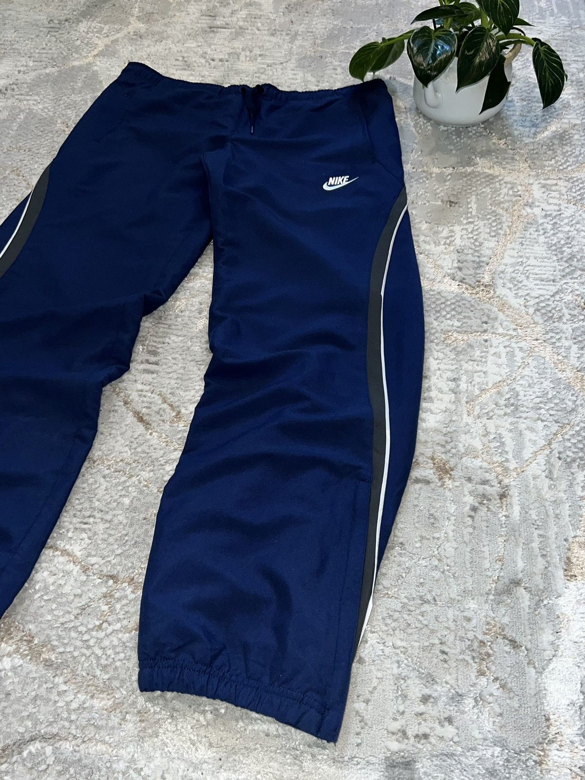Nike × Vintage NIKE 00S VINTAGE 🦍 NYLON SWEATPANTS Y2K JOGGERS Size US 34 / EU 50 - 3 Thumbnail