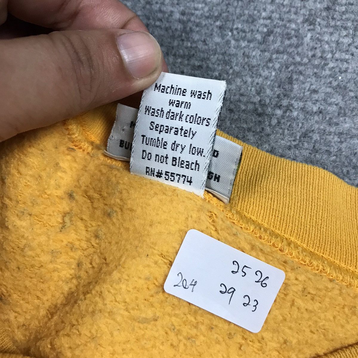 Vintage × Volcom Vintage Volcom design logo sweatshirt yellow colour Size US L / EU 52-54 / 3 - 10 Thumbnail