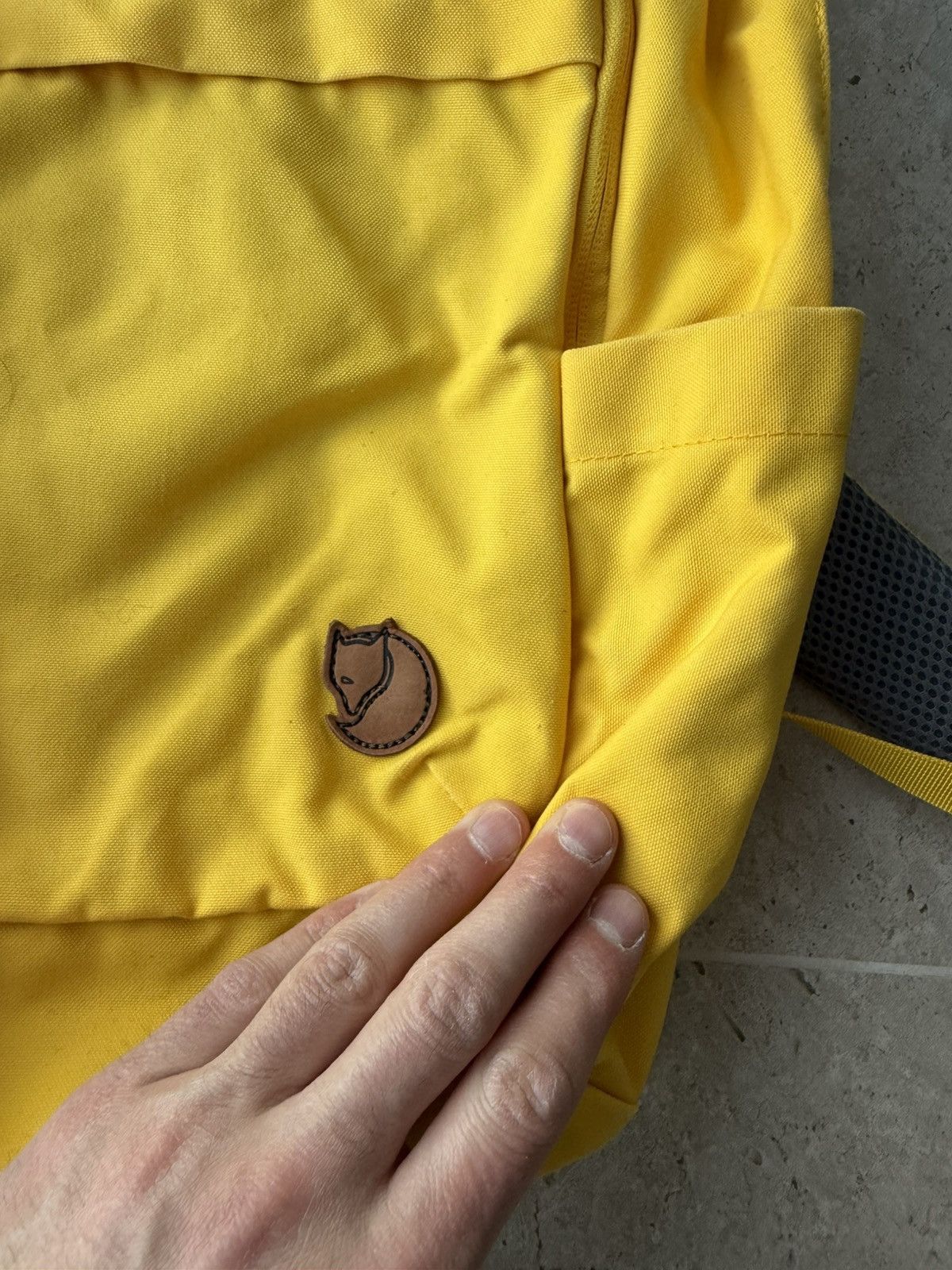Fjallraven Fjallraven Raven 28 Backpack Size ONE SIZE - 3 Thumbnail