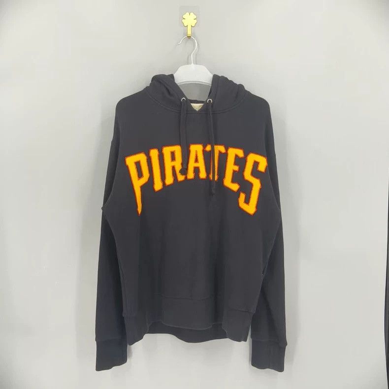 Gucci Letter Logo pullover sweatshirt