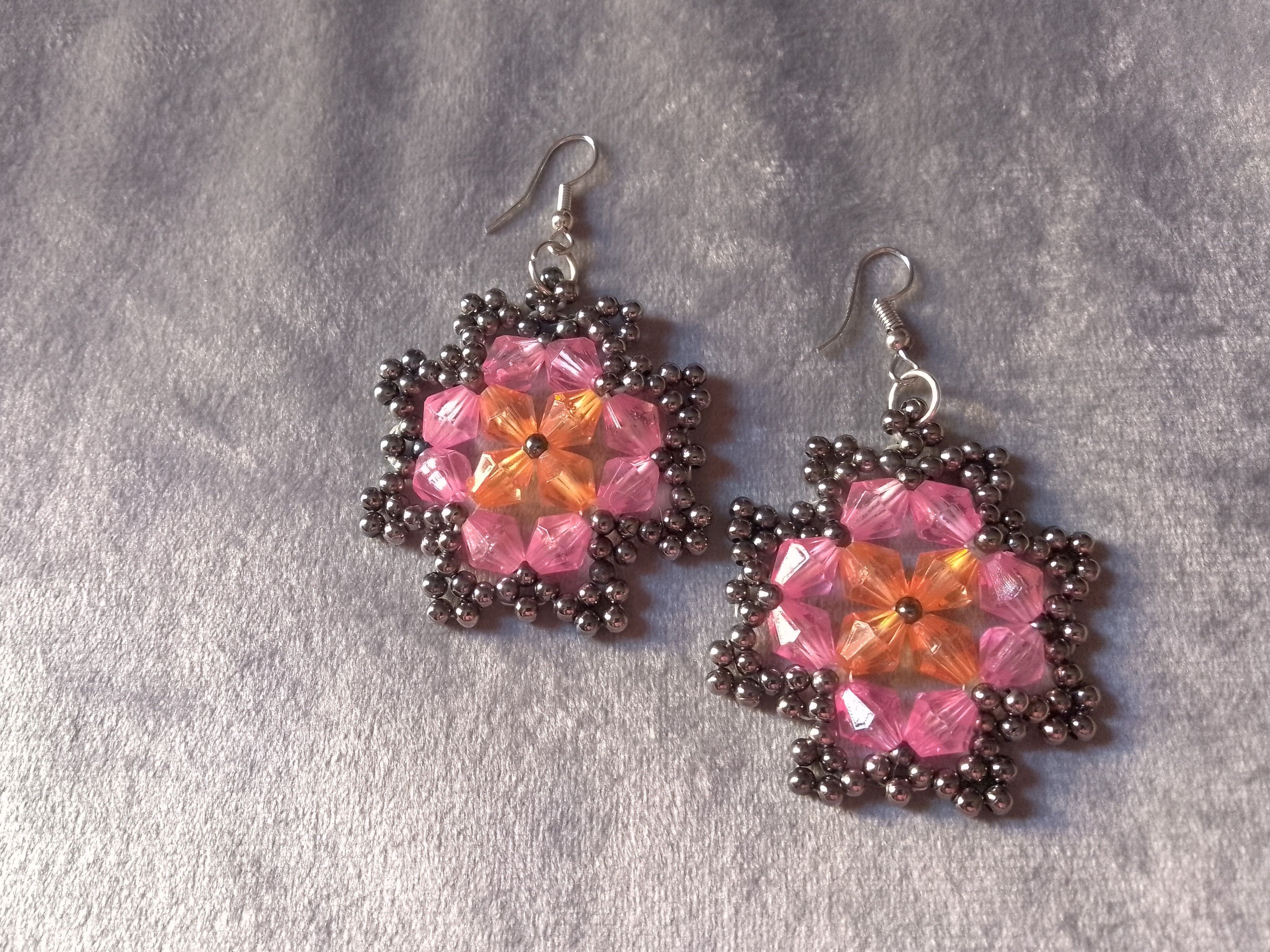 Handmade Earrings in Brass Pink/Orange Flower Shape Size ONE SIZE - 4 Thumbnail