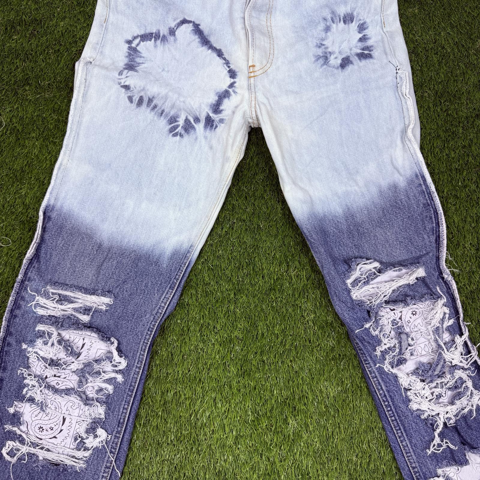 The Unbranded Brand Tie-Dye and Distressed Denim Jeans Size US 30 / EU 46 - 2 Thumbnail