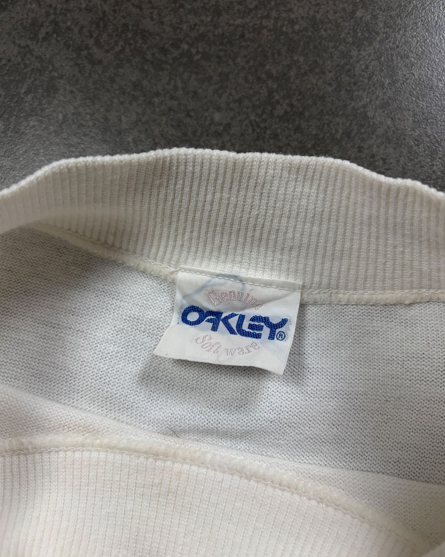 Oakley Vintage 90s Oakley Software Logo Tee Embroidered Size US M / EU 48-50 / 2 - 5 Thumbnail
