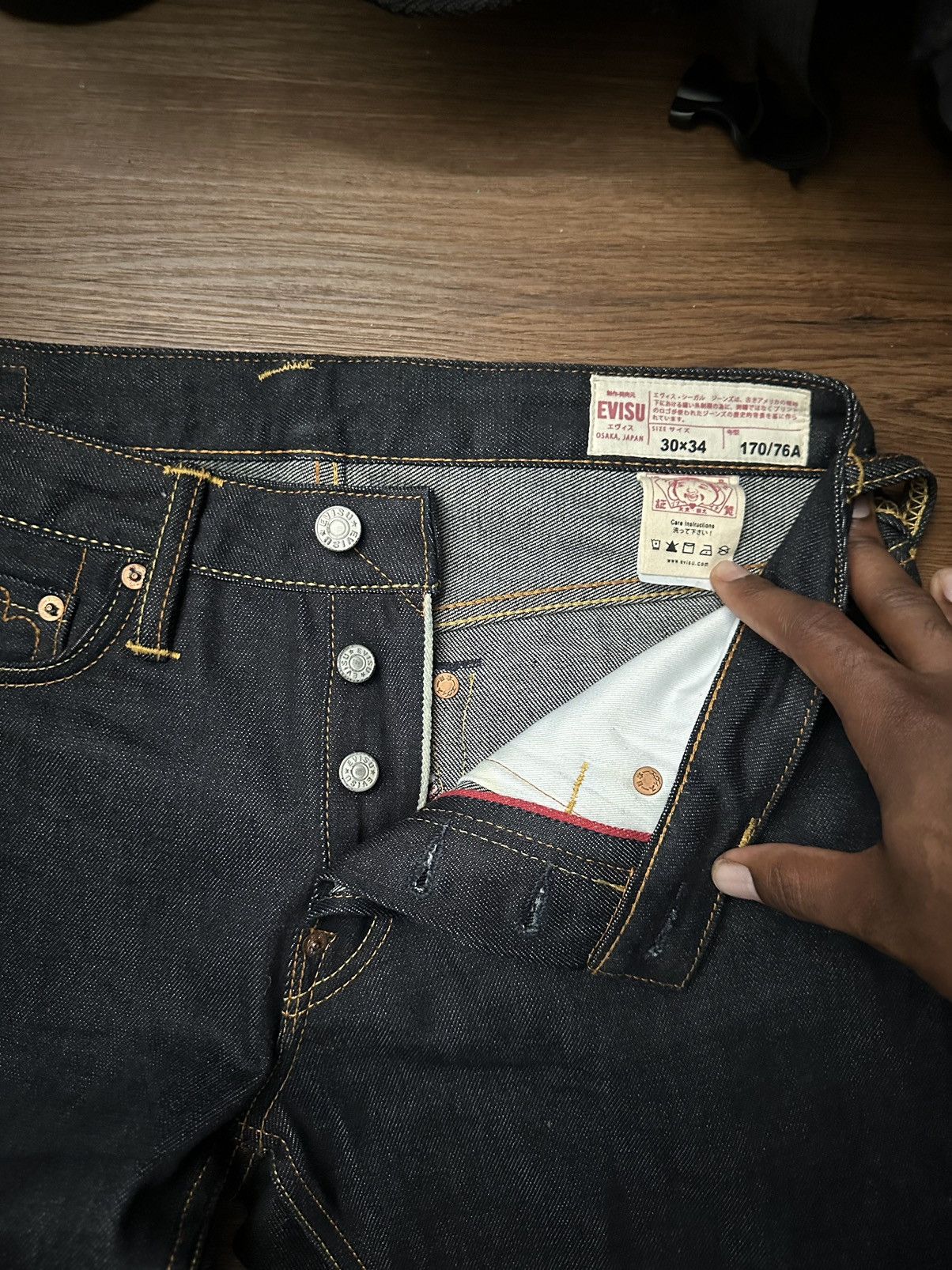 Evisu Evisu “Multi-badge Daicock Embroidery” Jeans Size US 30 / EU 46 - 4 Thumbnail
