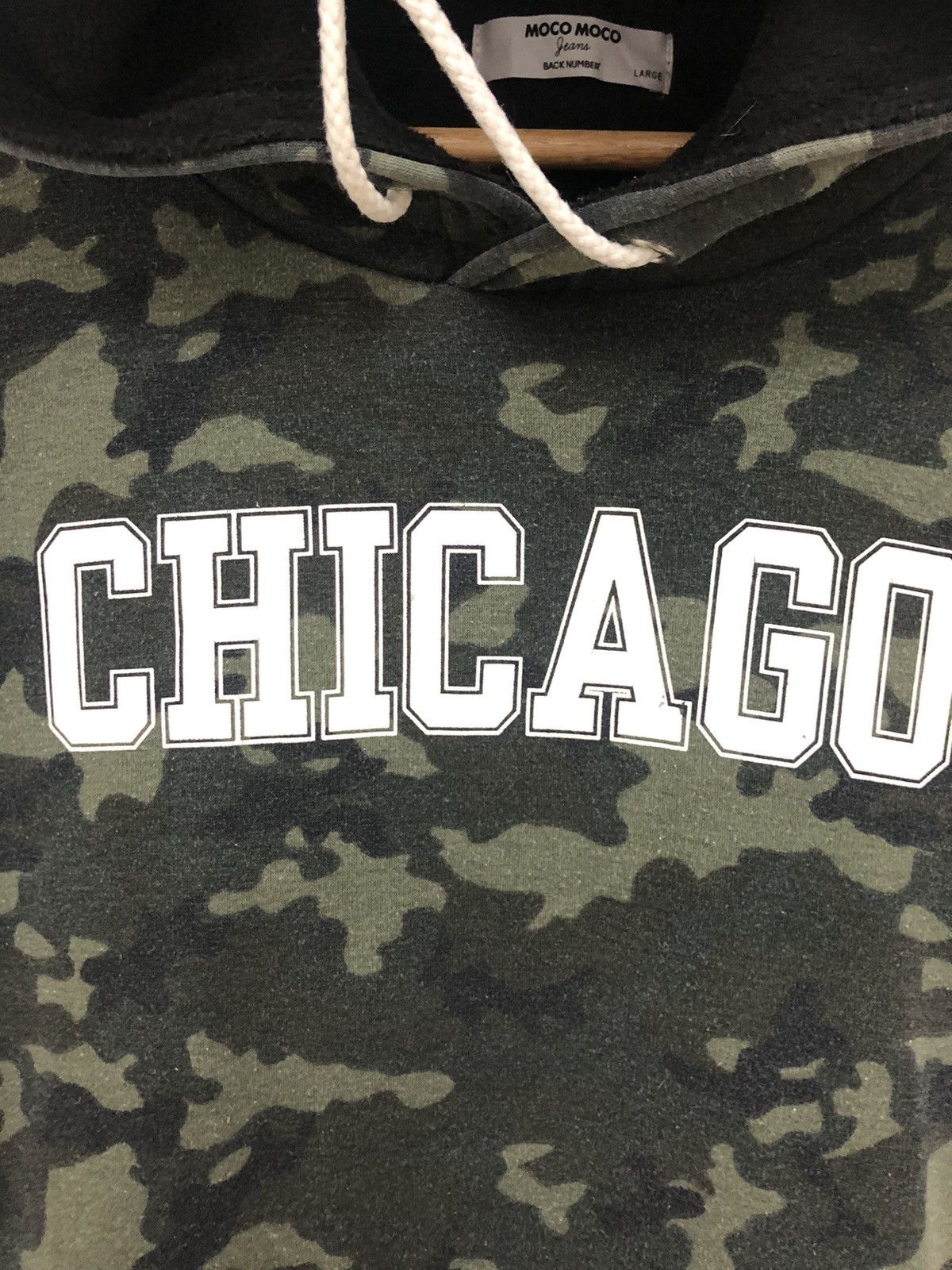Japanese Brand Vintage Back Number Camo Chicago Spell Out Pullover Hoodie Size US L / EU 52-54 / 3 - 4 Thumbnail