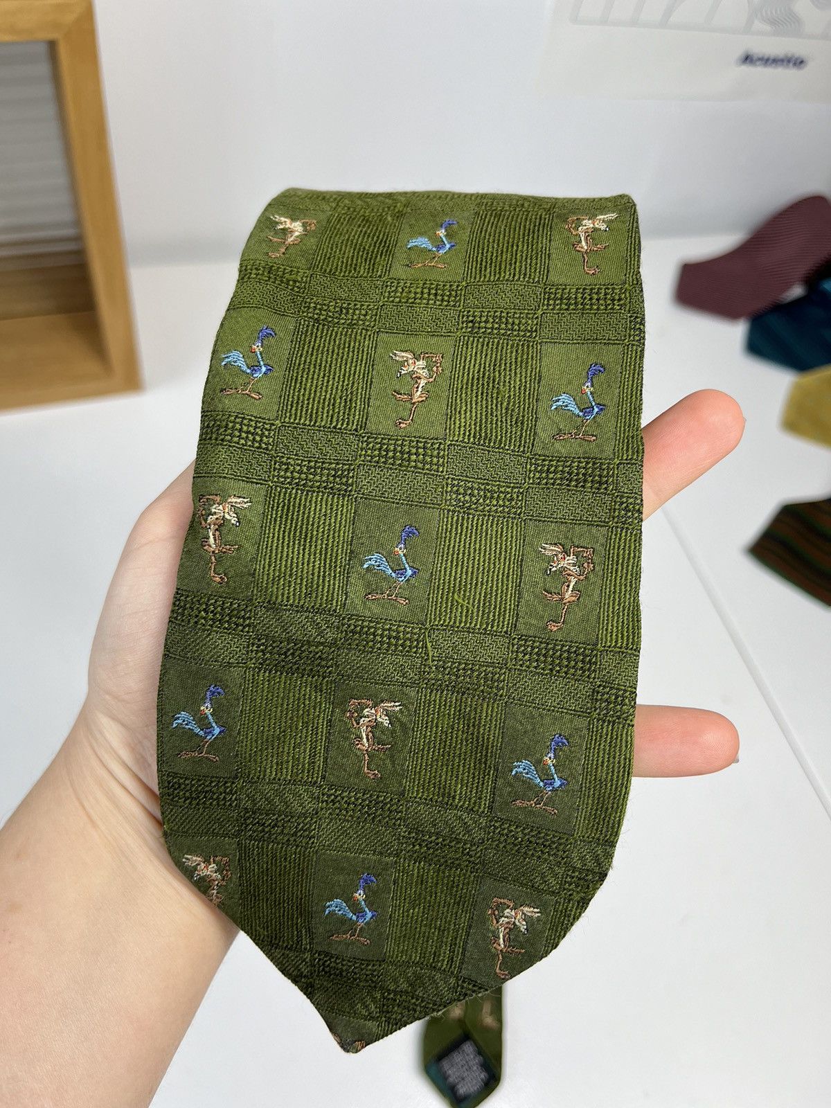 Vintage Looney Tunes Vintage Silk Tie Made in Italy Size ONE SIZE - 1 Thumbnail