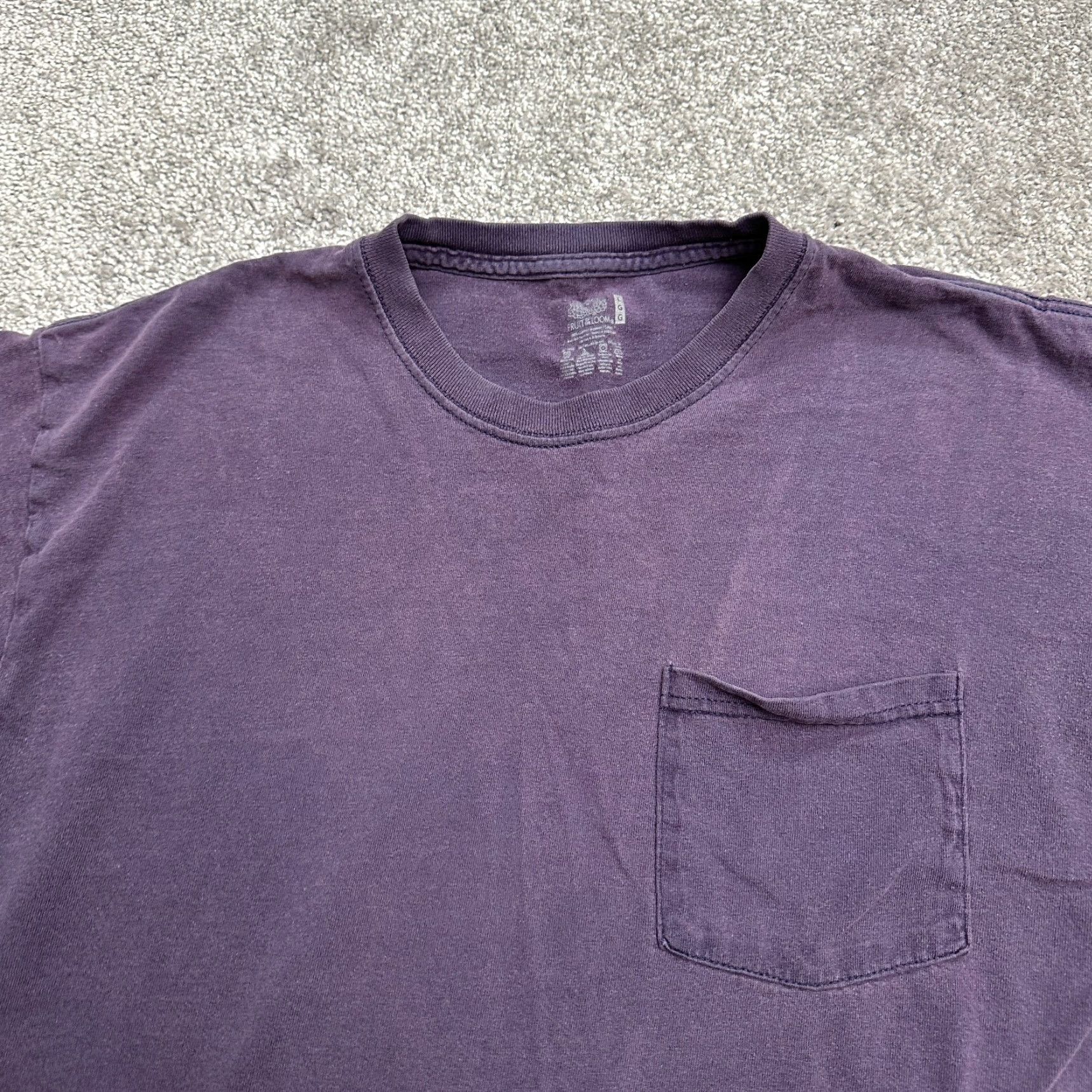 Fruit Of The Loom Fruit of the Loom Basic Tee Shirt Adult Large Purple Cotton Logo Classic Mens Size US L / EU 52-54 / 3 - 3 Thumbnail