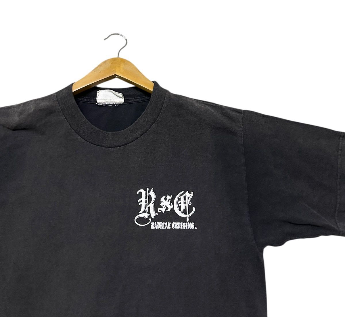 Vintage Vintage 90s Radical cruising backhit tee Size US L / EU 52-54 / 3 - 4 Thumbnail
