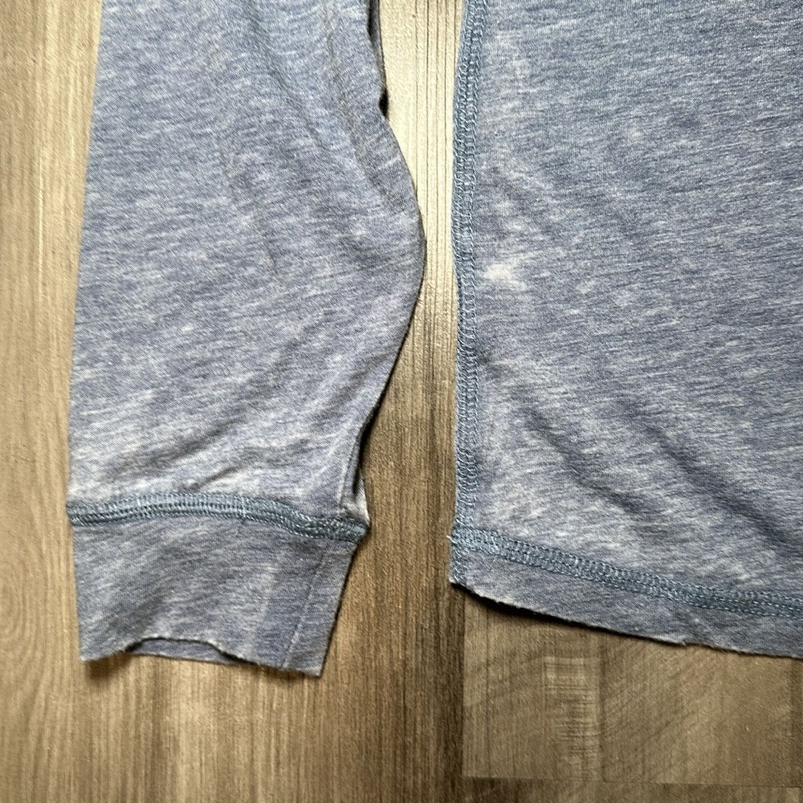 johnnie-O Johnnie-O Zed BurnOut Washed Long Sleeve Tee Hoodie - Medium Size US M / EU 48-50 / 2 - 4 Thumbnail