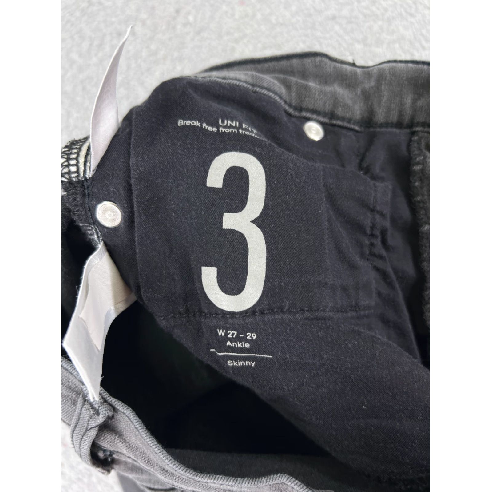 Lucky Brand Lucky Brand Jeans Womens Black Denim Skinny 3 26x25 Regular Inseam 25in 5-Pocket Stretch Comfort Mid Rise Tapered Ankle Uni-Fit Molel: Lucky Brand Size 26" / US 2 / IT 38 - 7 Thumbnail