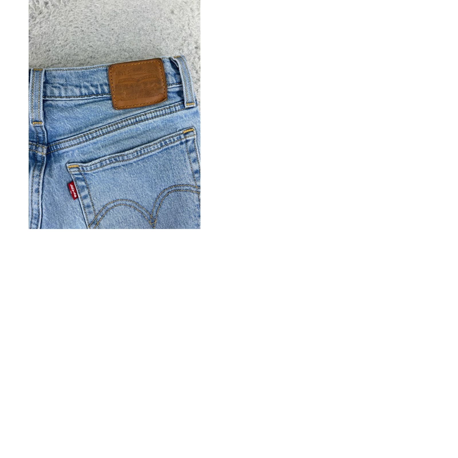 Levi's VINTAGE Levis Premium Jeans Women 26 Blue Denim Wedgie Fit Distressed Button Fly 5-Pocket Design Regular Inseam 24 in Mid Rise Size 26" / US 2 / IT 38 - 11 Thumbnail