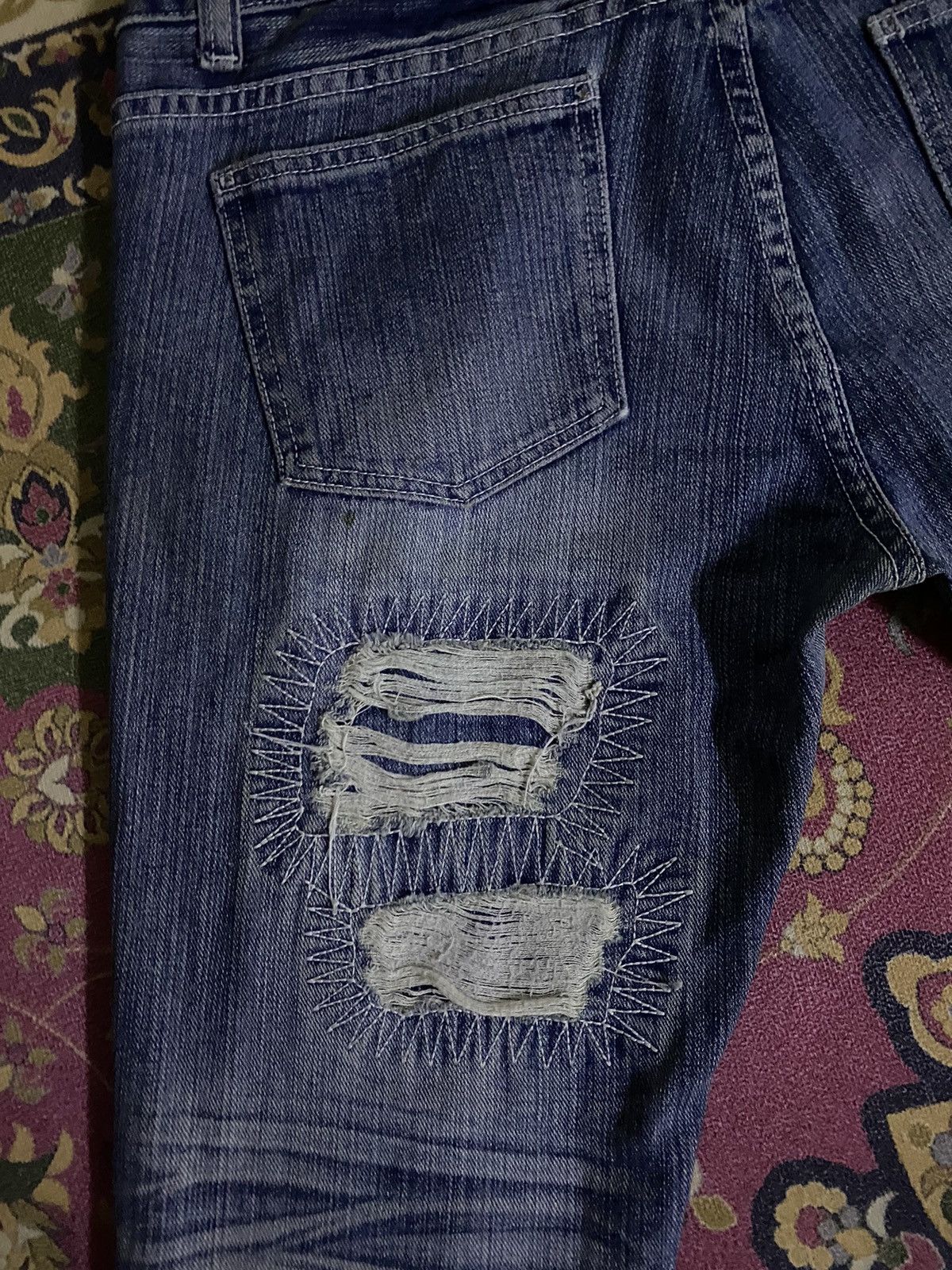 If Six Was Nine × Japanese Brand × Le Grande Bleu (L.G.B.) Japanese Brand RHYME Distressed Denim Pant Size US 33 - 8 Thumbnail