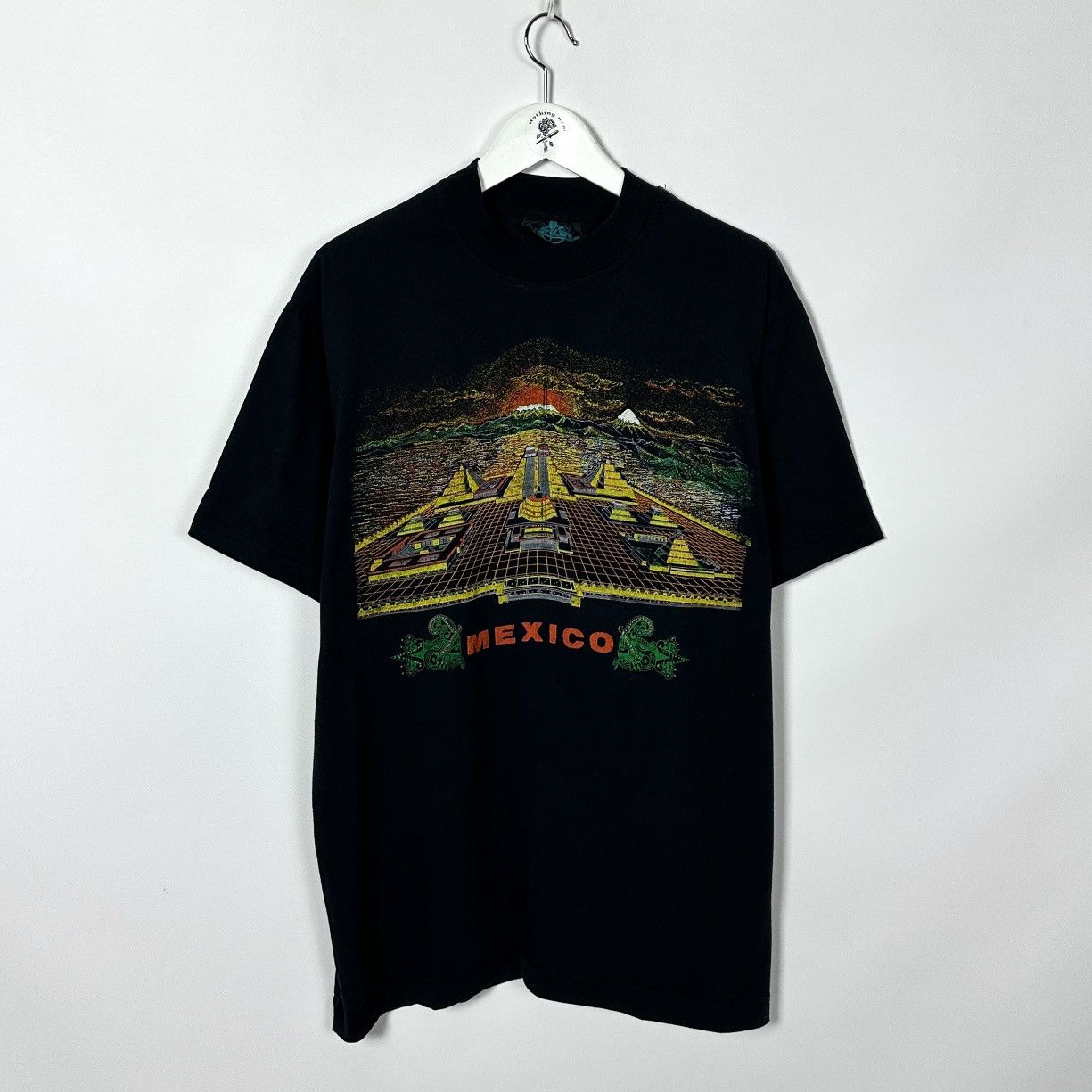 Vintage Vintage 90s 80s Mexico Aztec temple graphic art tee rare y2k Size US L / EU 52-54 / 3 - 1 Thumbnail