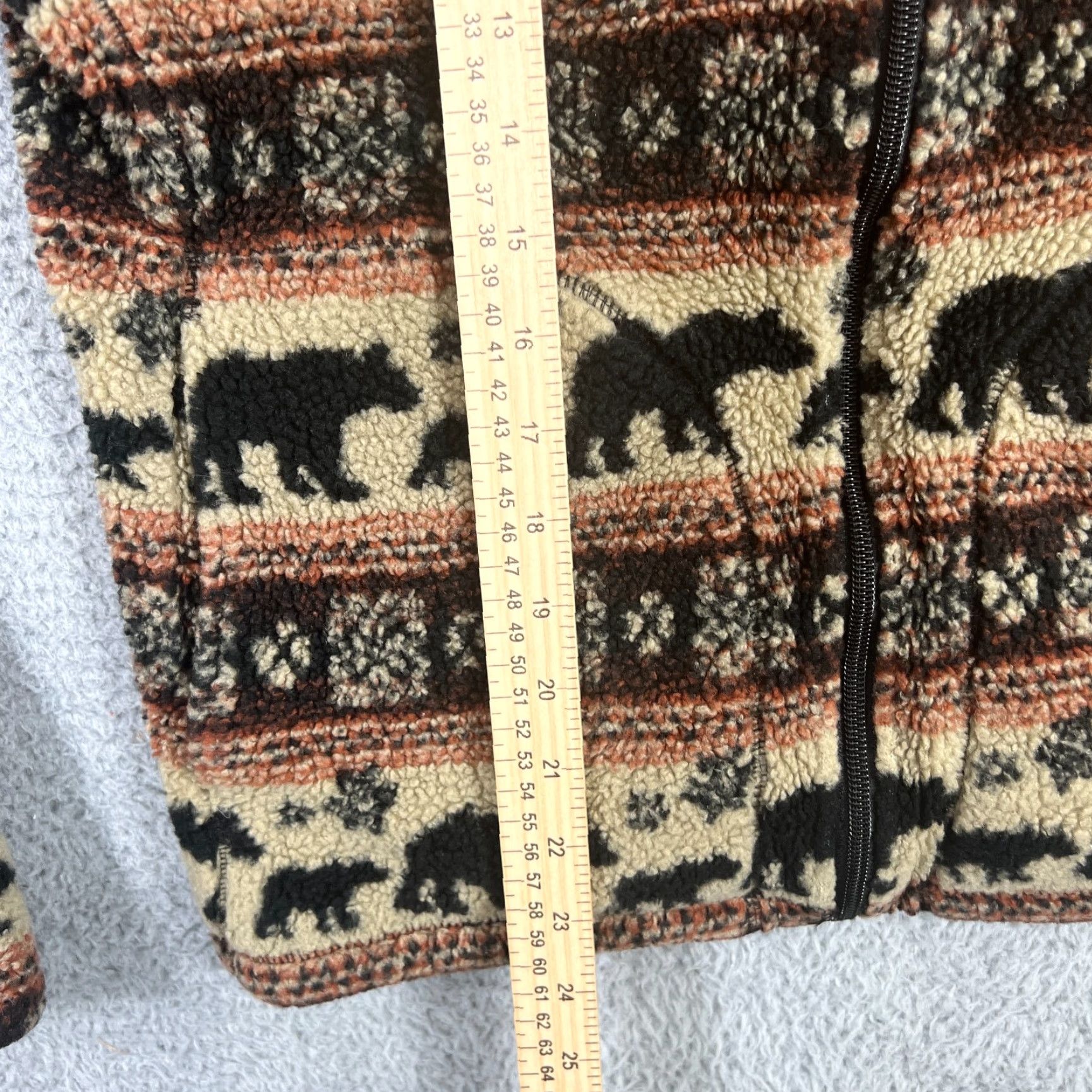 Vintage Woolrich Women's Beige Sweater Full Zip Long Sleeve Striped Outdoor Activewear Size M Size M / US 6-8 / IT 42-44 - 3 Thumbnail