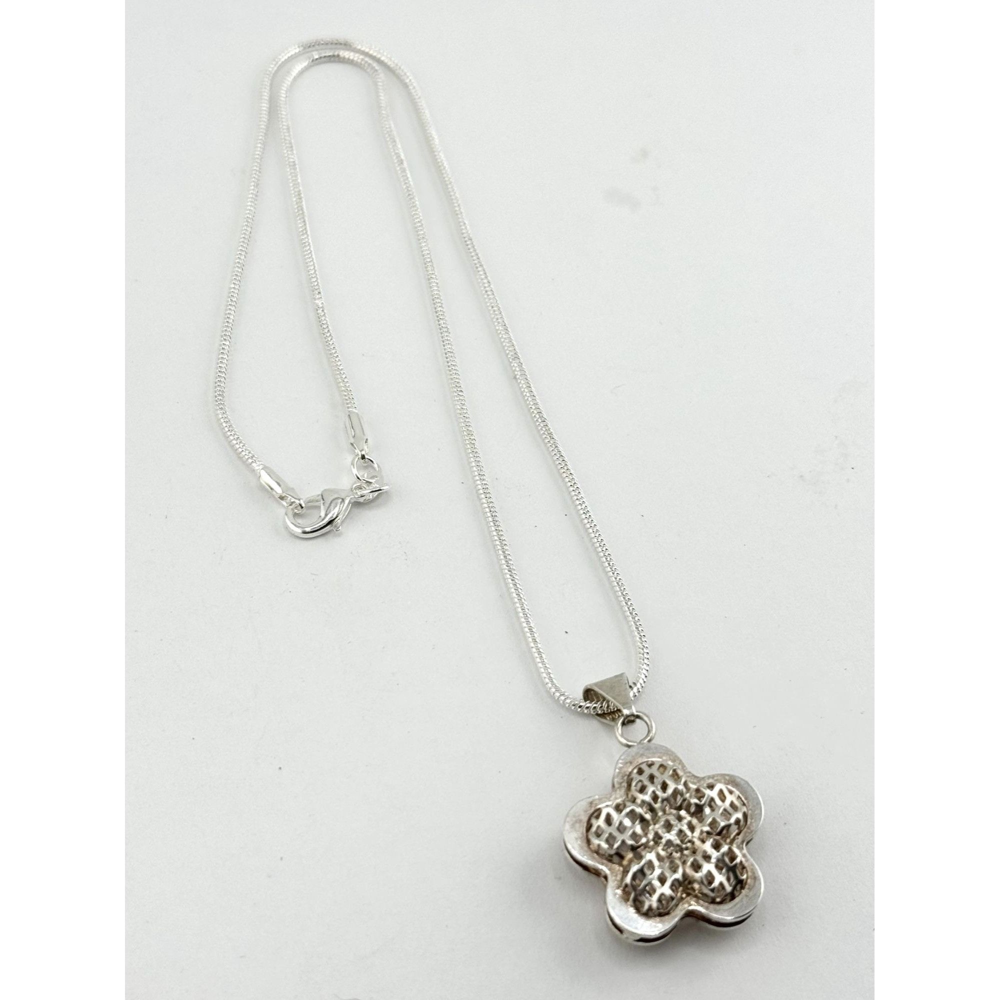 Vintage Vintage 925 puffy filigree flower charm necklace Size ONE SIZE - 2 Thumbnail