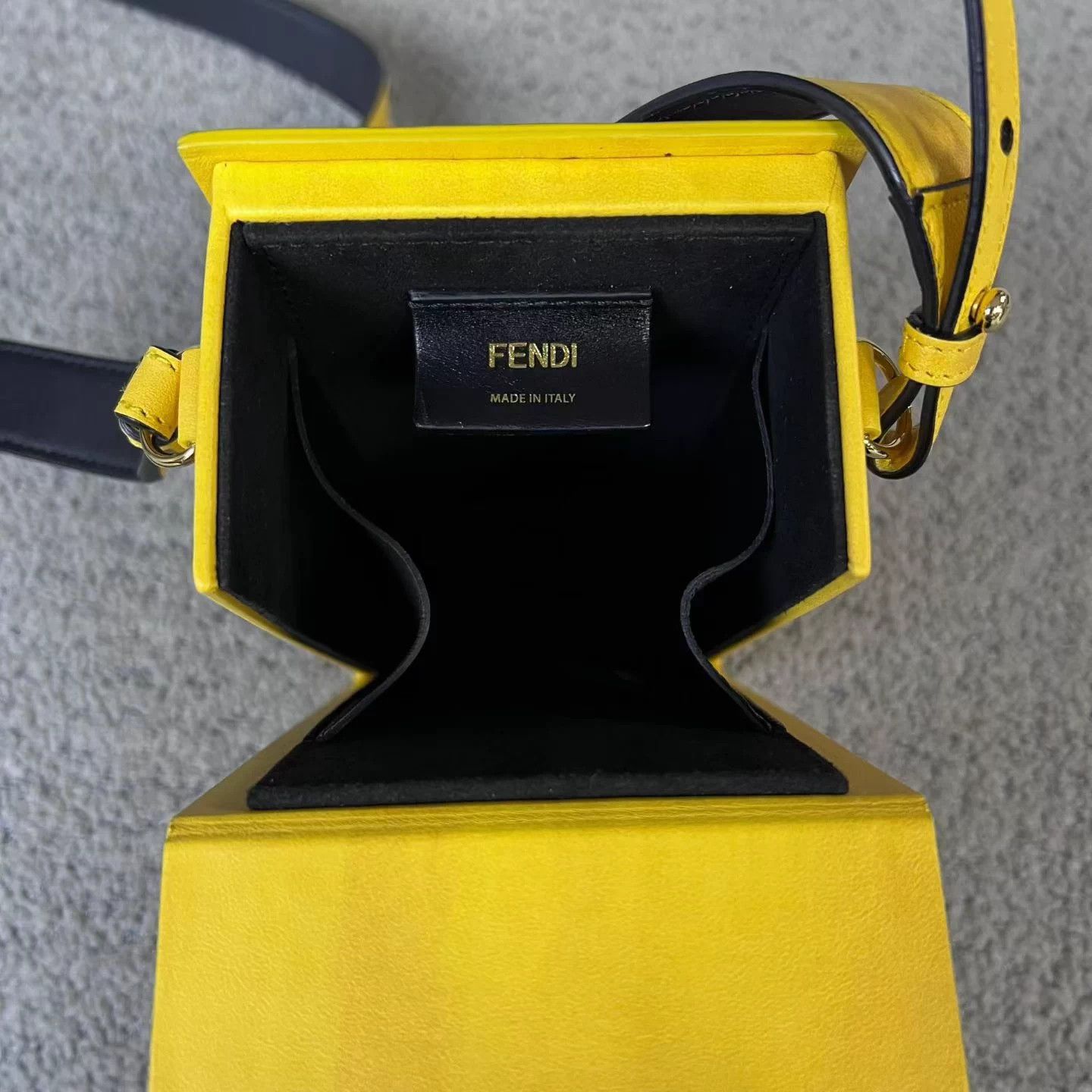 Fendi Fendi Yellow Box Mini Crossbody/Shoulder Bag Size ONE SIZE - 4 Thumbnail