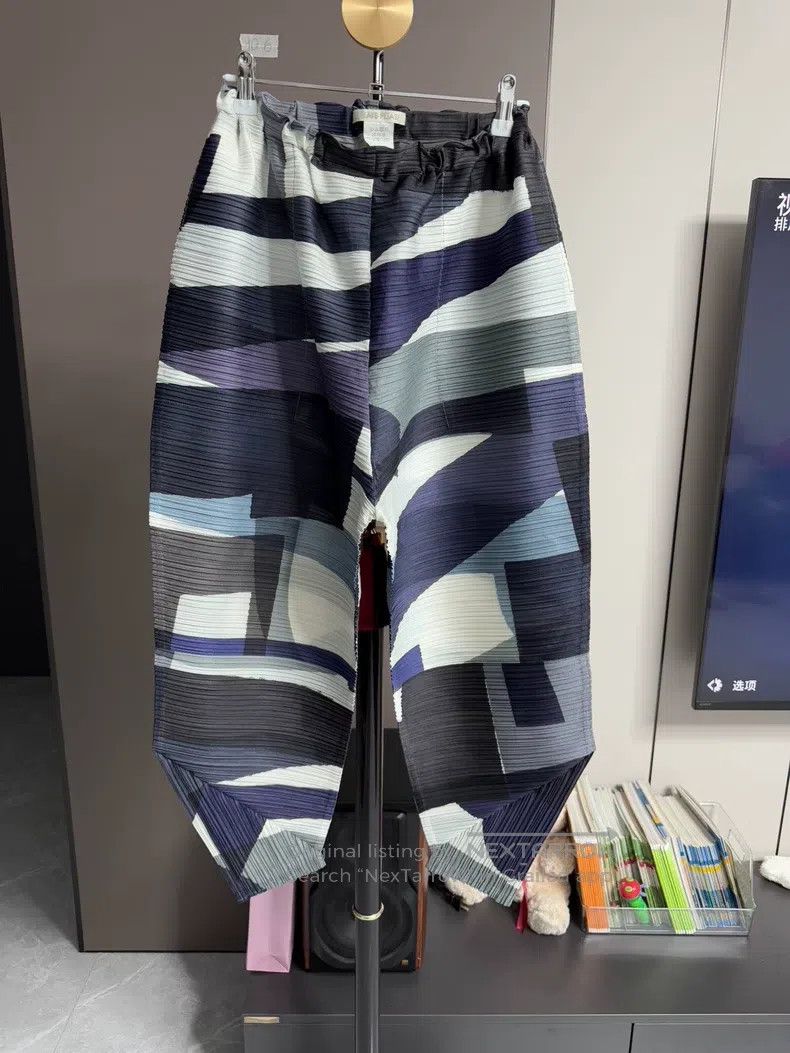 Issey Miyake Issey Miyake size:3 Main Line Runway Collection Cardigan Size 22" - 1 Thumbnail