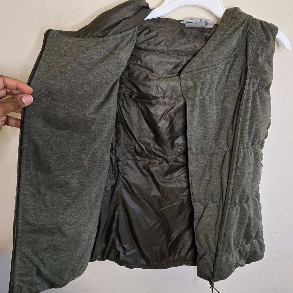 Athleta Athleta Hooded Puffer Vest Women’s M Green Goose Down Fill Z Size M / US 6-8 / IT 42-44 - 11 Thumbnail