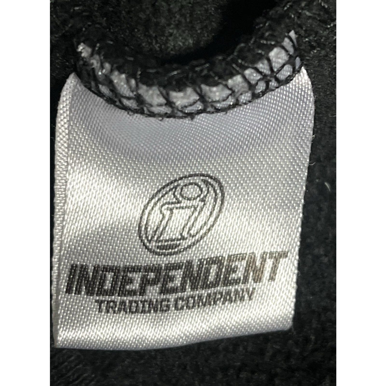 Vintage Salty Crew Sweater Hoodie Pullover Logo Black M Mens Cotton 2-Side Logo 2-Side Logo Hoodie Pullover? Size US M / EU 48-50 / 2 - 7 Thumbnail