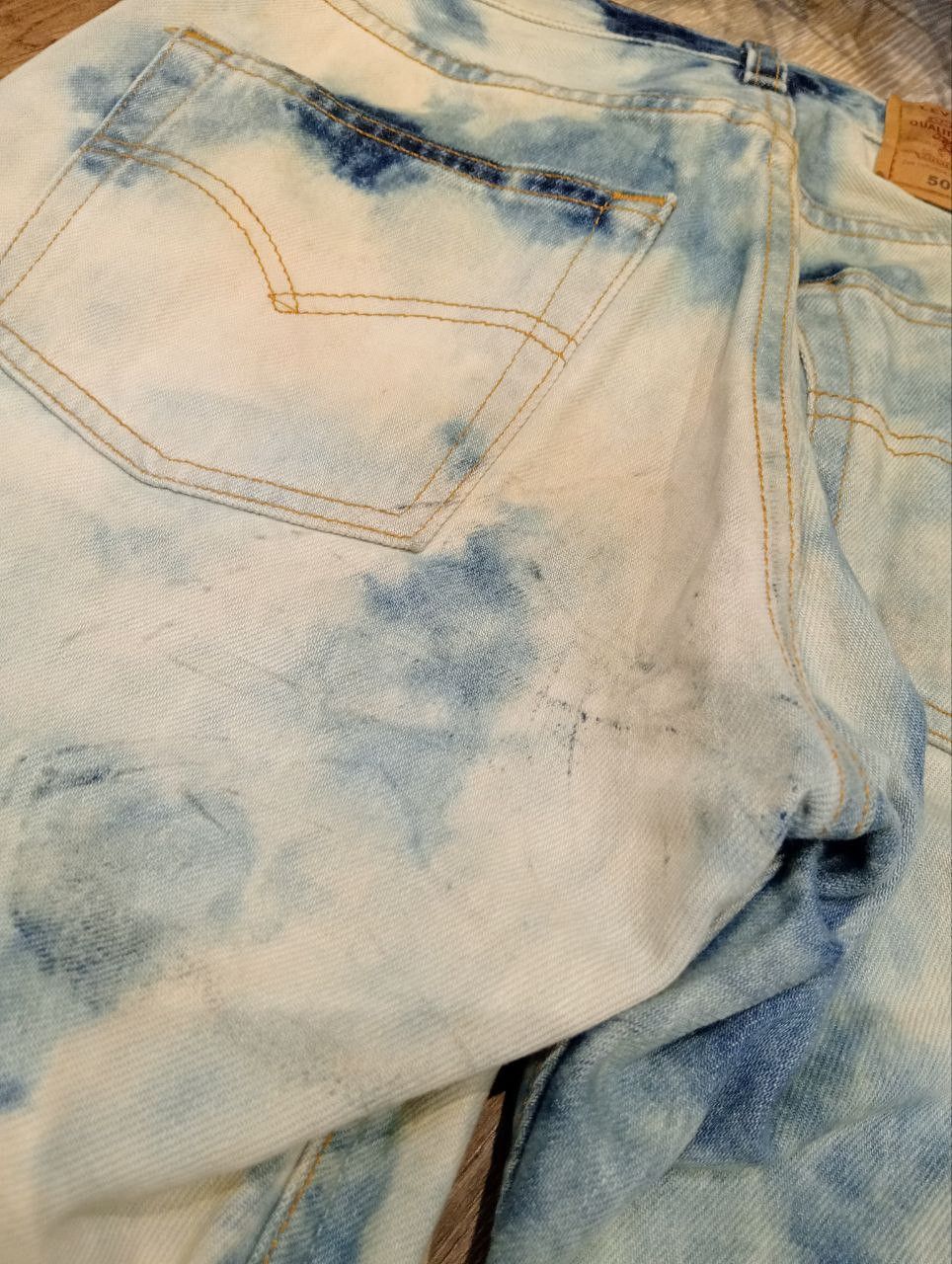 Levi's Vintage Clothing VINTAGE LEVI'S 501 BLEACH BLUE DENIM PANTS Size US 28 / EU 44 - 13 Thumbnail