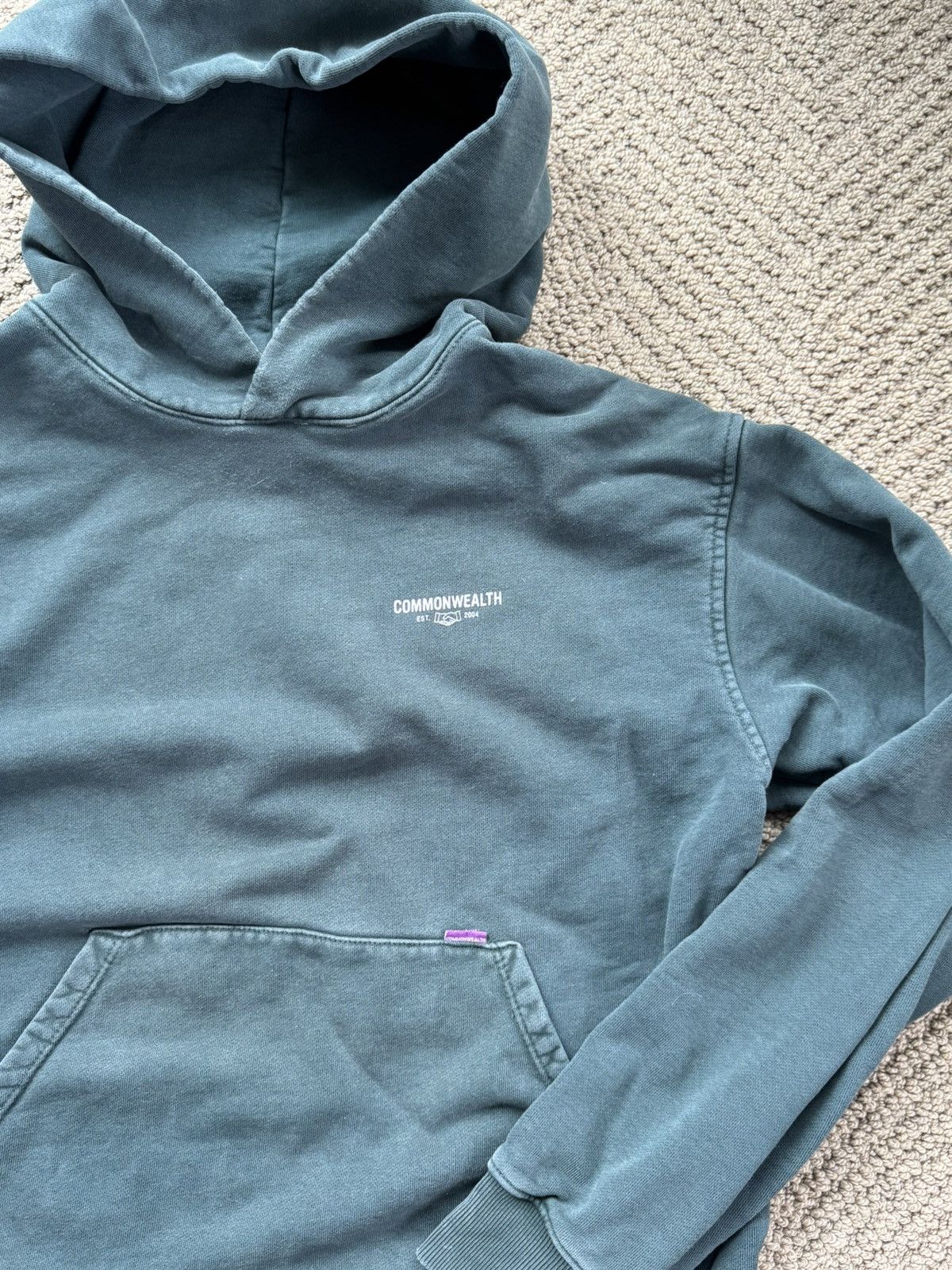 Vintage Common Wealth Faded Green Hoodie Size US M / EU 48-50 / 2 - 2 Thumbnail