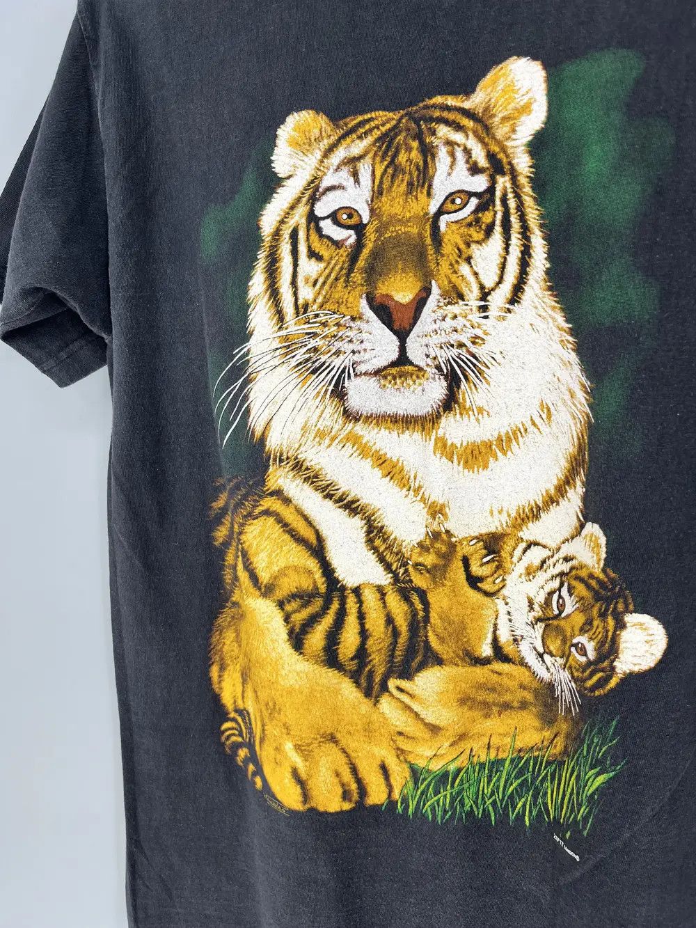 Vintage Vintage Y2K 90s Tiger Face Boxy Fit Tee Zip It London Size US M / EU 48-50 / 2 - 7 Thumbnail