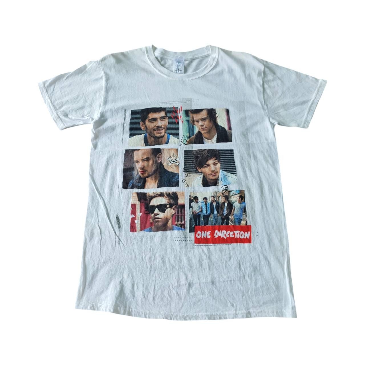 Band Tees RARE🔥 ONE DIRECTION T SHIRT Size US M / EU 48-50 / 2 - 1 Thumbnail