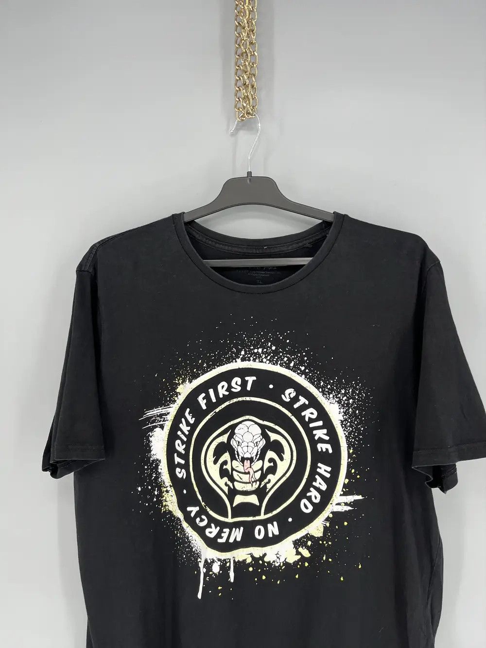 Vintage Vintage Cobra Kai The Karate Kids Movie Tv Series Tee Size US XL / EU 56 / 4 - 6 Thumbnail