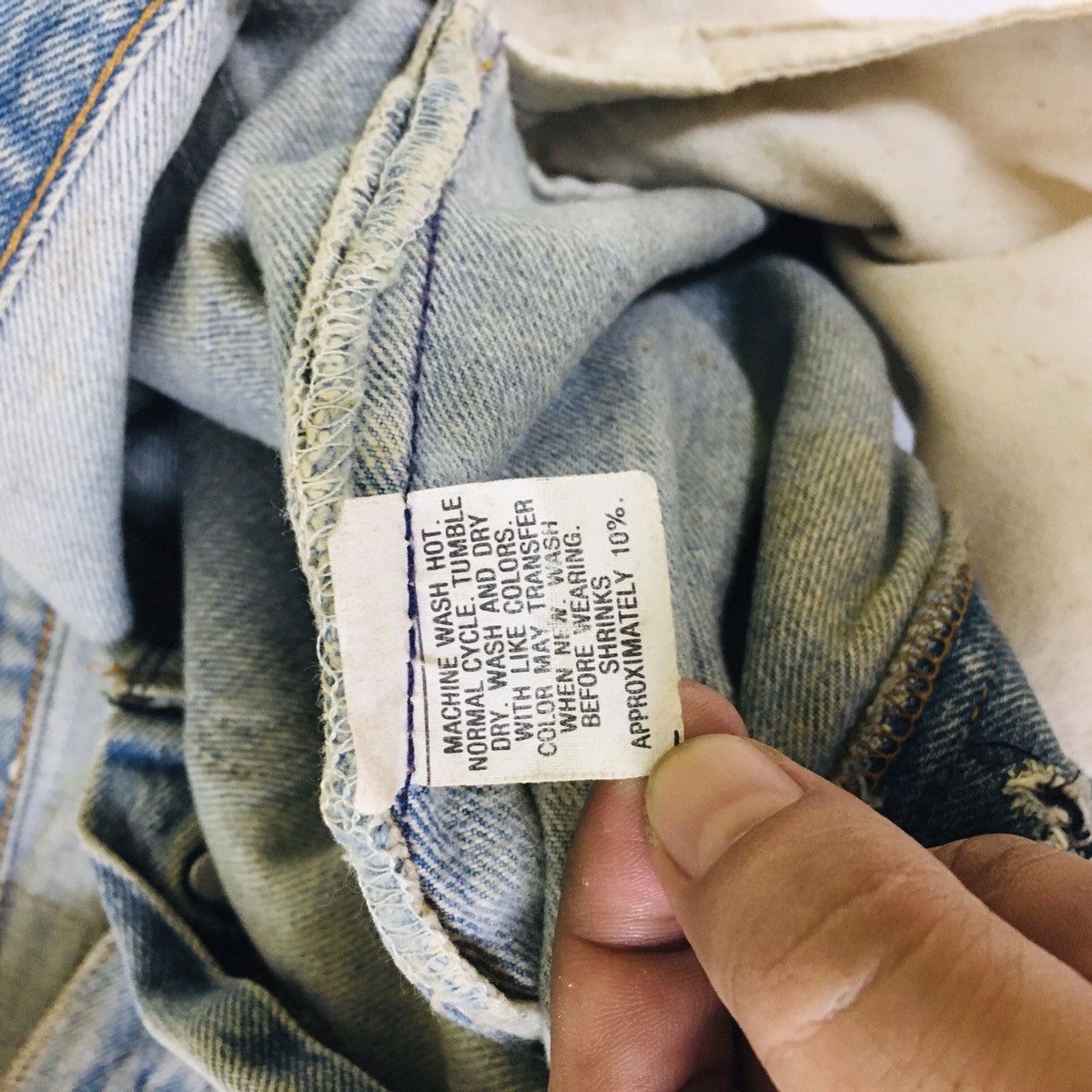 Levi's Vintage Levi’s 501 Distress Made in USA Size US 34 / EU 50 - 12 Thumbnail