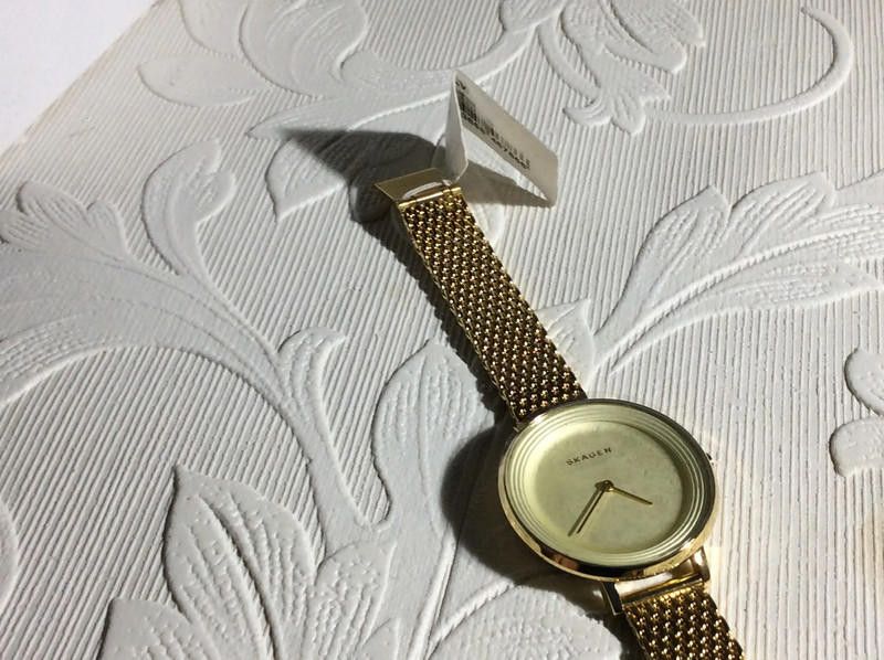 Skagen Skagen Gold dial gold mesh stainless steel watch Size ONE SIZE - 4 Thumbnail