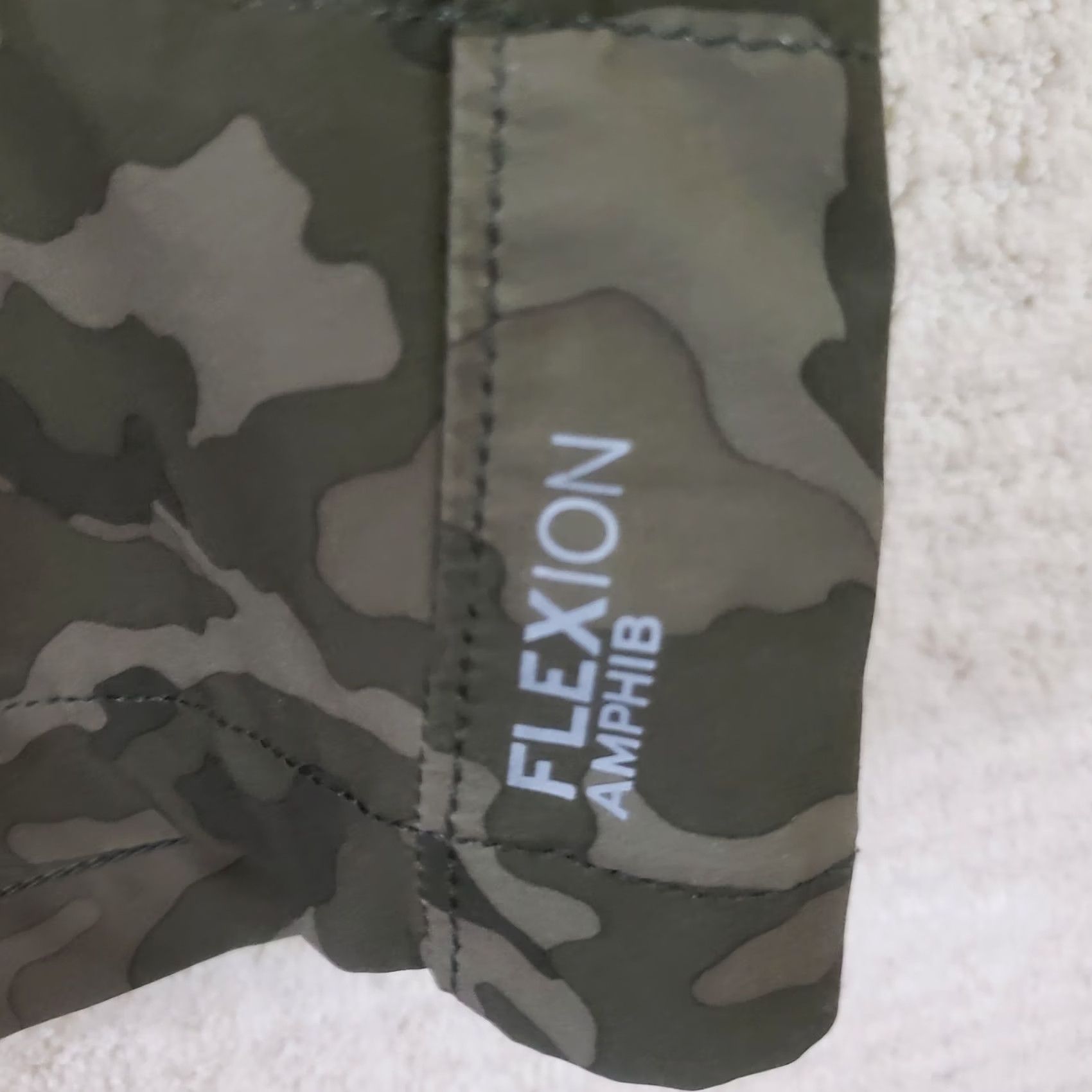 Eddie Bauer Eddie Bauer Flexion Amphib Shorts Men 34W Green Camo Cargo Pocket 10in Inseam Regular Rise Size US 34 / EU 50 - 5 Thumbnail