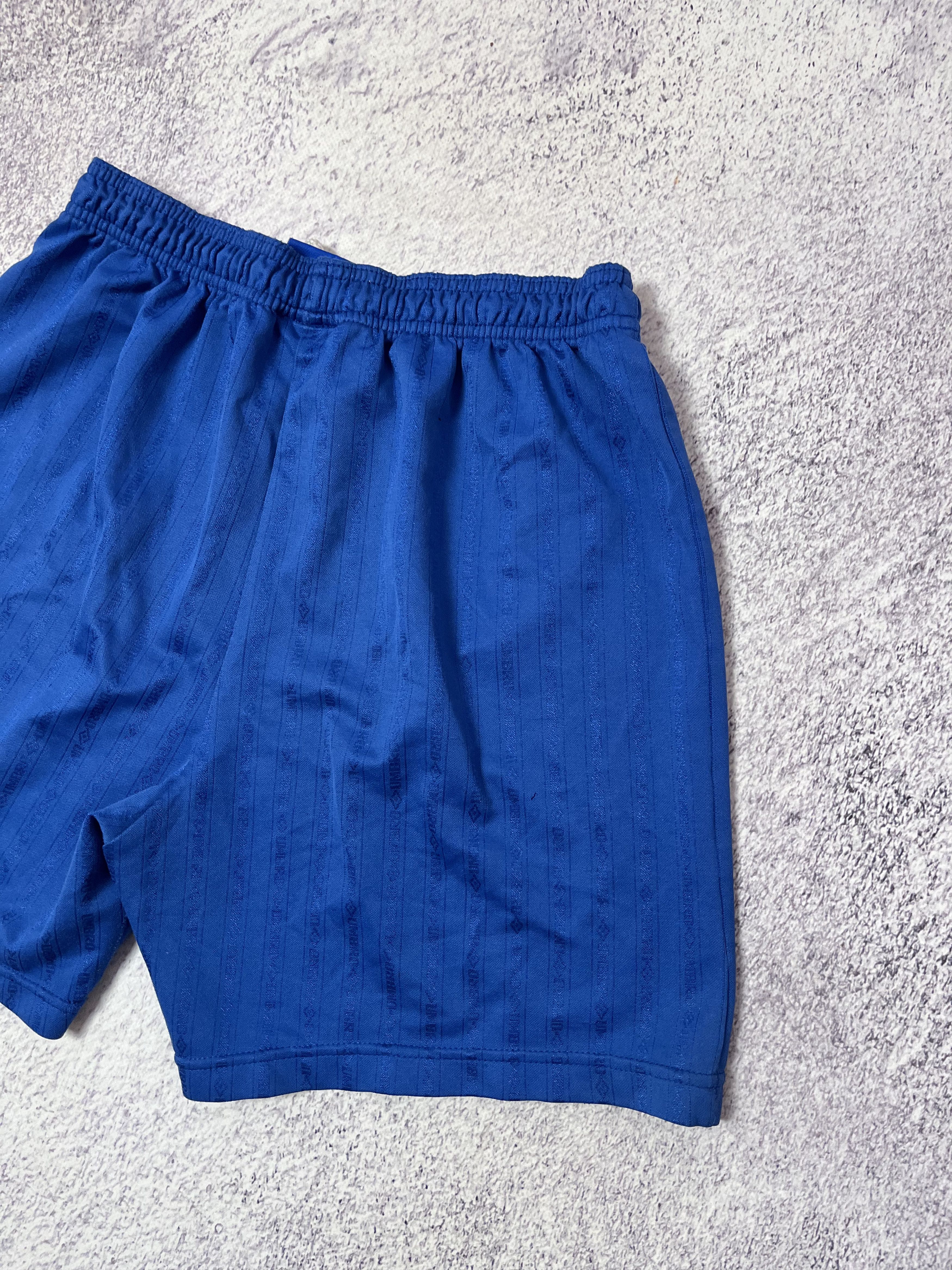 Umbro × Vintage Vintage mens short Umbro size 32 Size US 32 / EU 48 - 15 Thumbnail