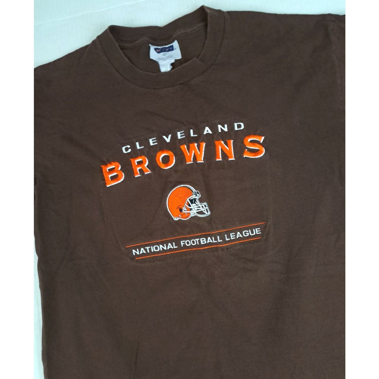 Vintage VINTAGE Cleveland Browns Football 90s Embroidered T-Shirt Large Brown CSA Shirt Adults L Brown 90s Embroidered Jim Brown Mens Womens Boys Girls CSA Size US L / EU 52-54 / 3 - 3 Thumbnail