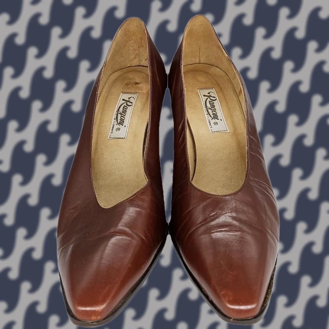 Vintage Rangoni Of Florence Womens Pump Brown Leather Kitten Heel Made In Italy 8 Comfort Leather Upper Insole Lining Outsole Womens Shoes Size US 8 / IT 38 - 1 Thumbnail