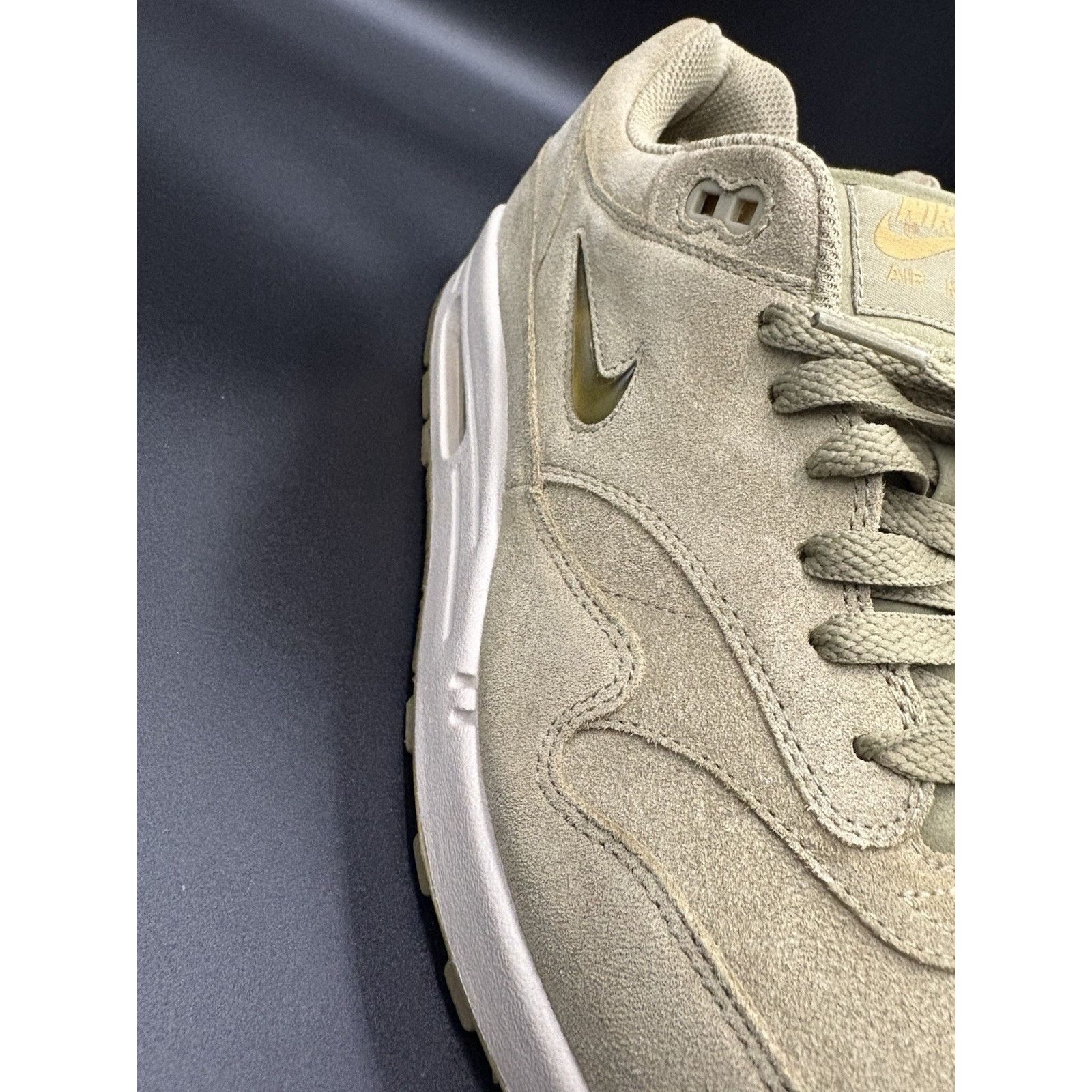 Nike Nike Air Max 1 Jewel Men's Size 11 Neutral Olive Suede918354 Size US 10 / EU 43 - 3 Thumbnail