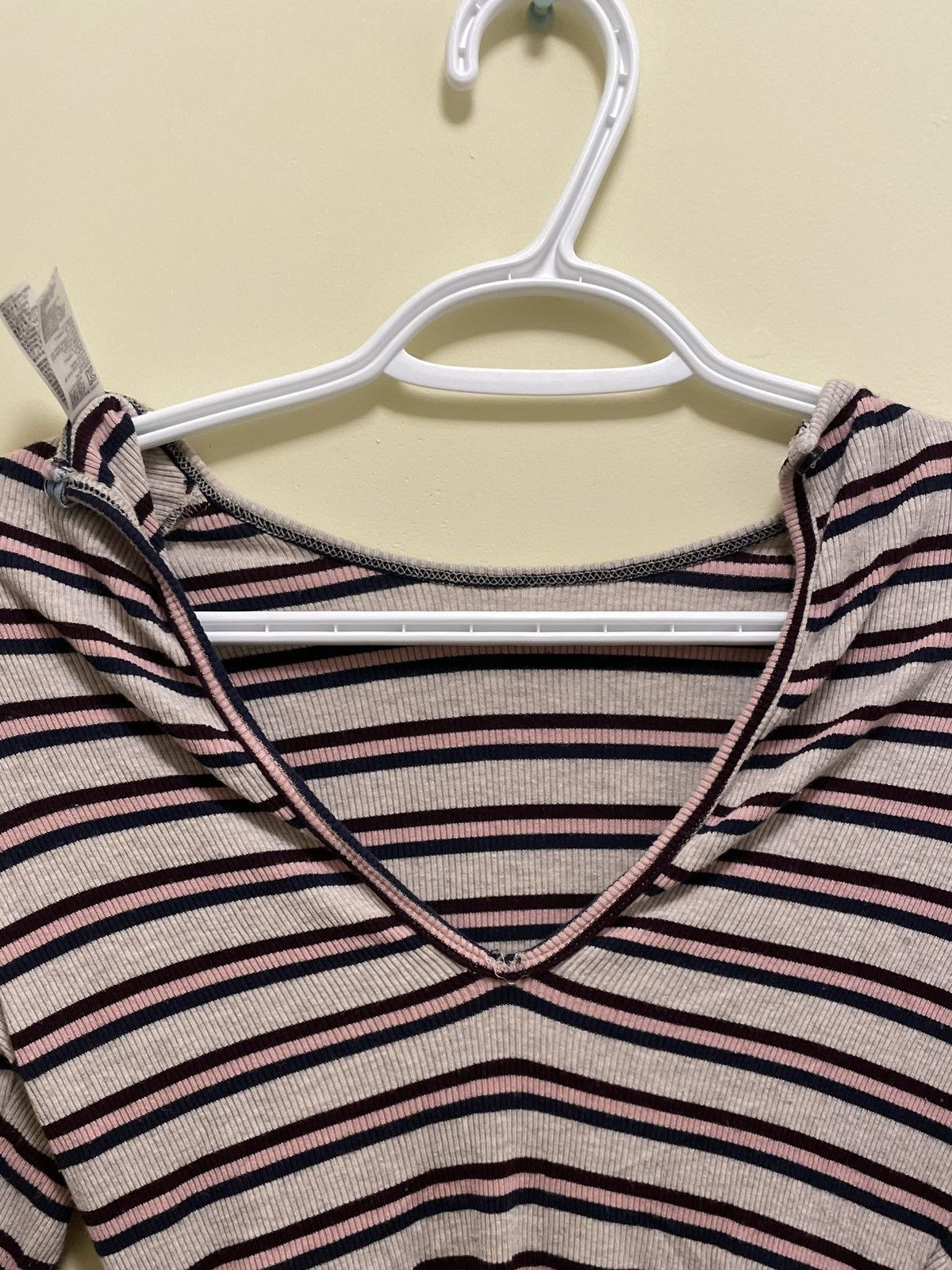 American Apparel American Apparel Pink Striped One Piece Bodysuit LS Shirt Size XS / US 0-2 / IT 36-38 - 4 Thumbnail