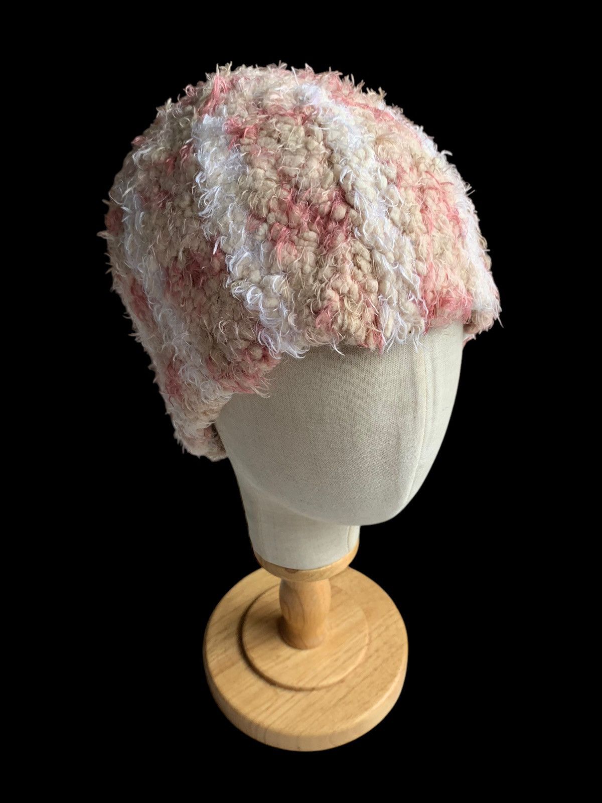 Japanese Brand × Vintage Knitted Crochet Handmade Japanese Winter Sessions Beanie Hat Size ONE SIZE - 3 Thumbnail