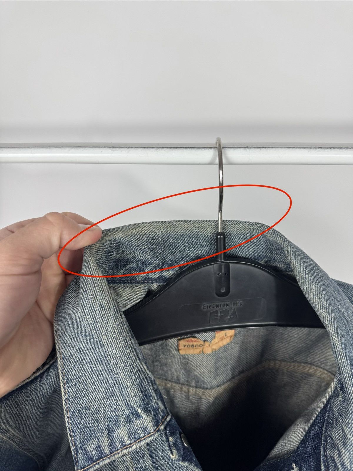 Levi's Vintage Levis Women Denim Jacket Faded Blue Trucker Size L Size L / US 10 / IT 46 - 11 Thumbnail