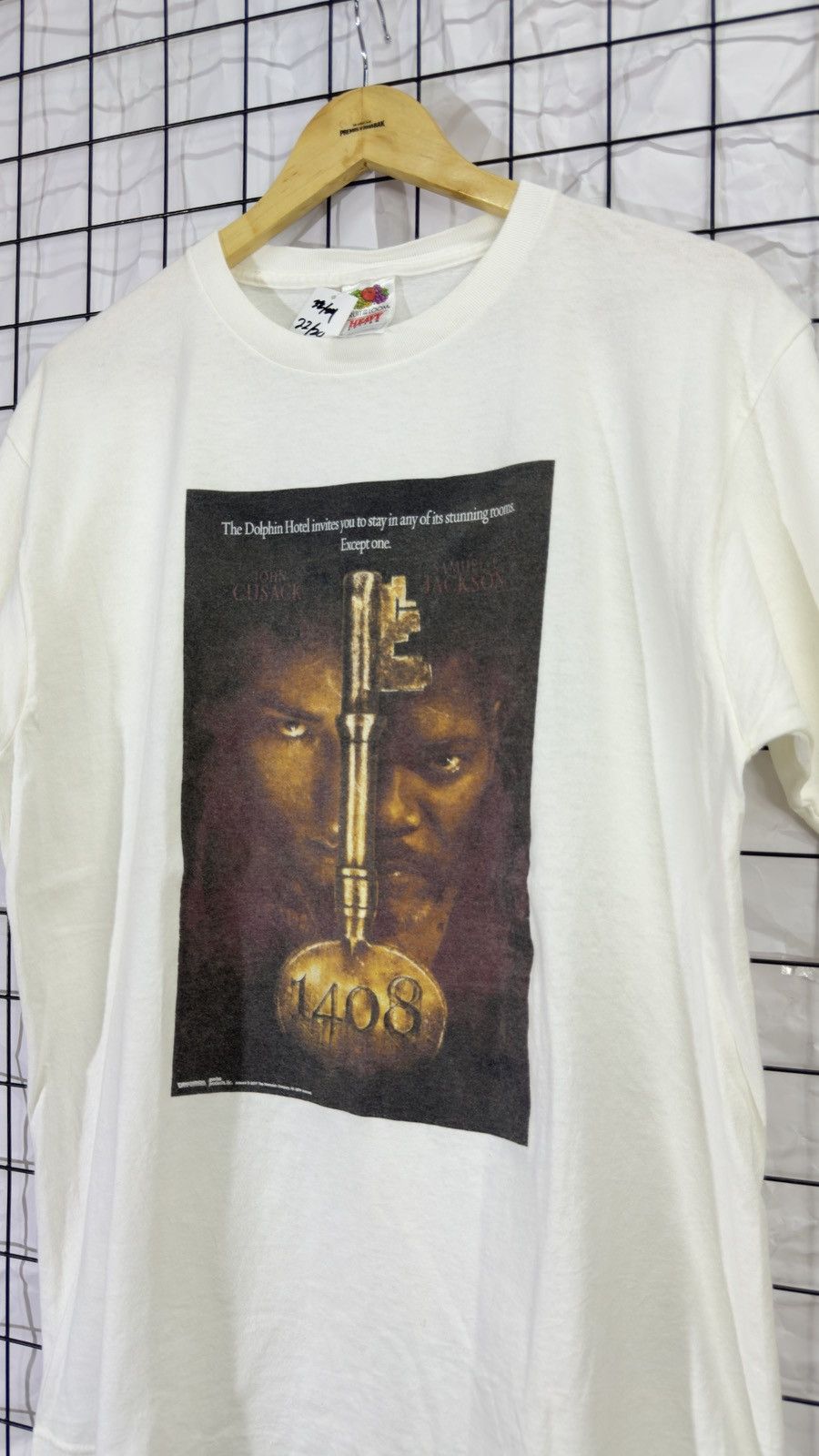 Vintage Vintage 00's 1408 horror movie promo tee shirt Size US L / EU 52-54 / 3 - 3 Thumbnail