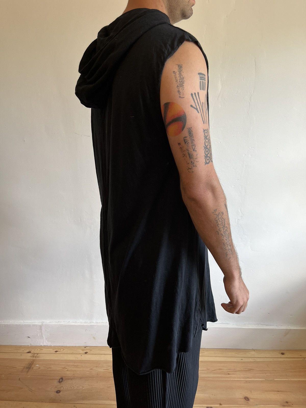 Lost & Found Ria Dunn Sleeveless hoody for layering Size US XL / EU 56 / 4 - 3 Thumbnail