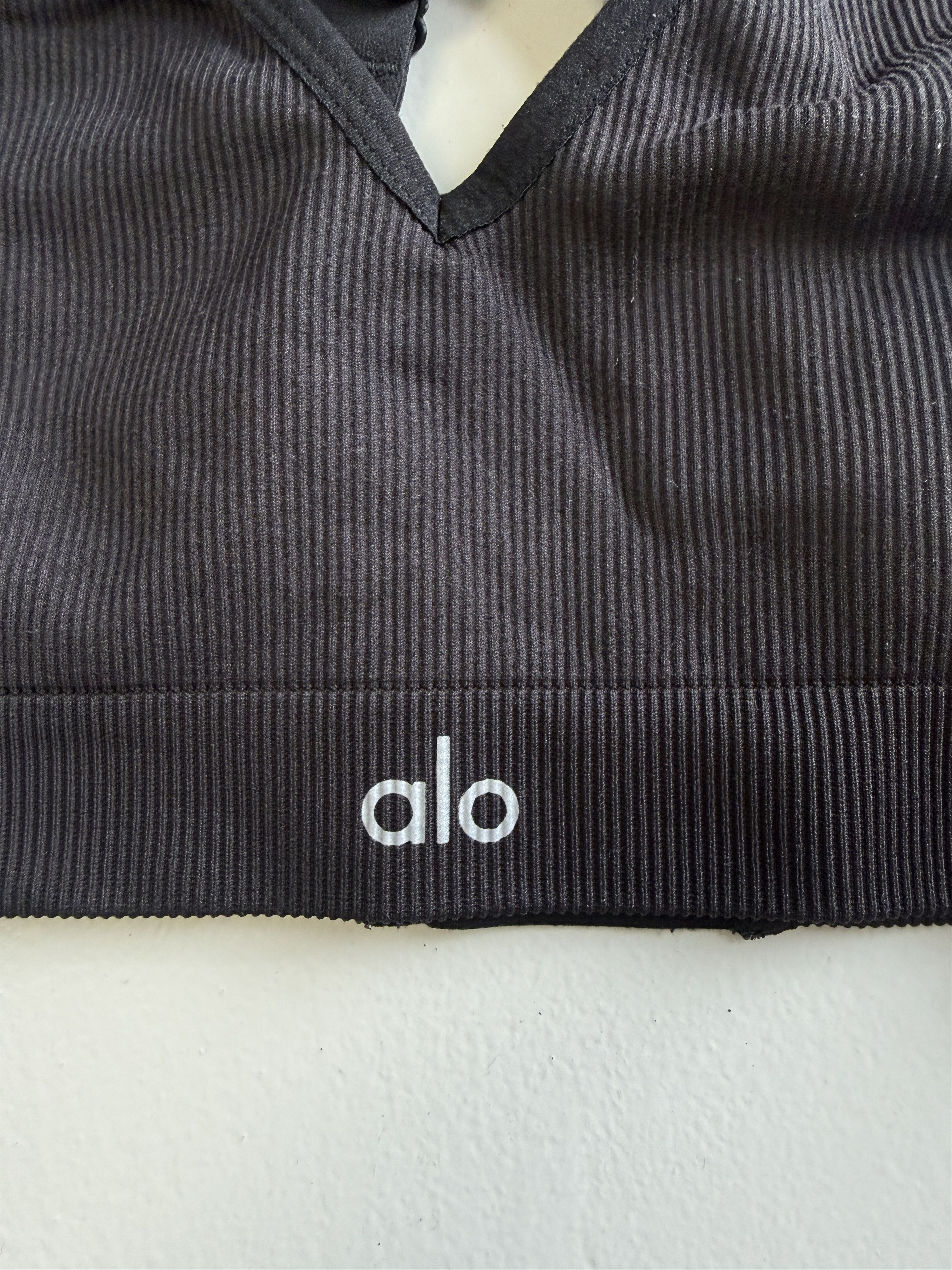 Alo Alo seamless ribbed bra top pilates yoga sport Size M / US 6-8 / IT 42-44 - 2 Thumbnail