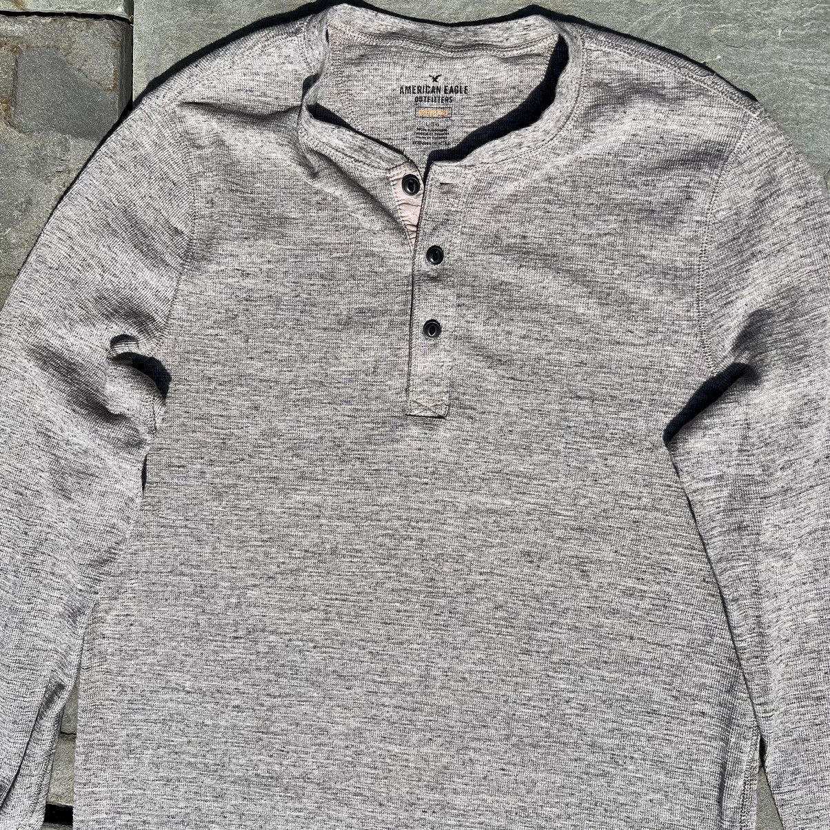 American Eagle Outfitters Grey Heather Waffle Knit Thermal Henley Size US L / EU 52-54 / 3 - 4 Thumbnail