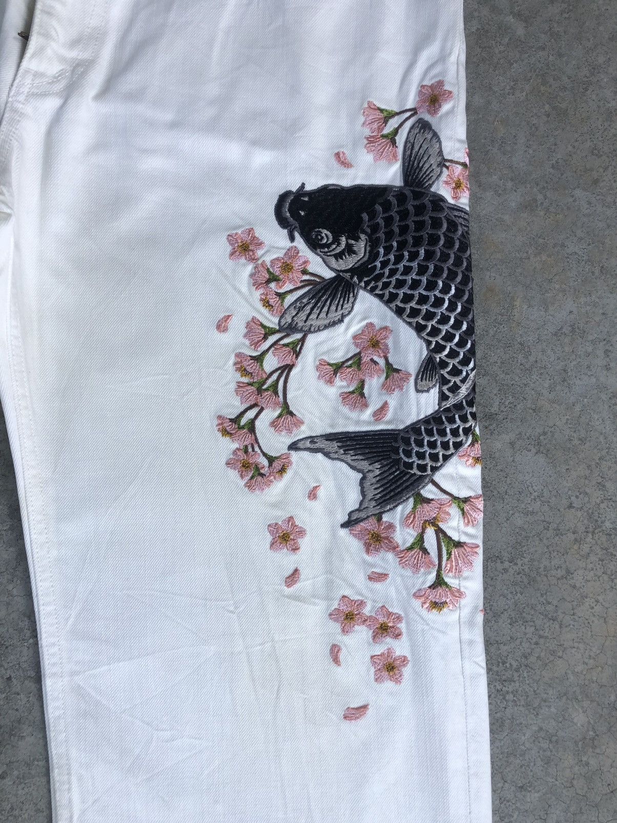 Karakuri Tamashii Karakuri Tamashii Embroidered Jeans Koi Size US 36 / EU 52 - 15 Thumbnail